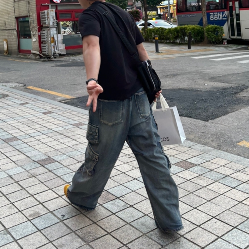 Onitsuka Tiger Serrano Yellow Black, Porter Tanker Shoulder Bag L Black 착용 스타일