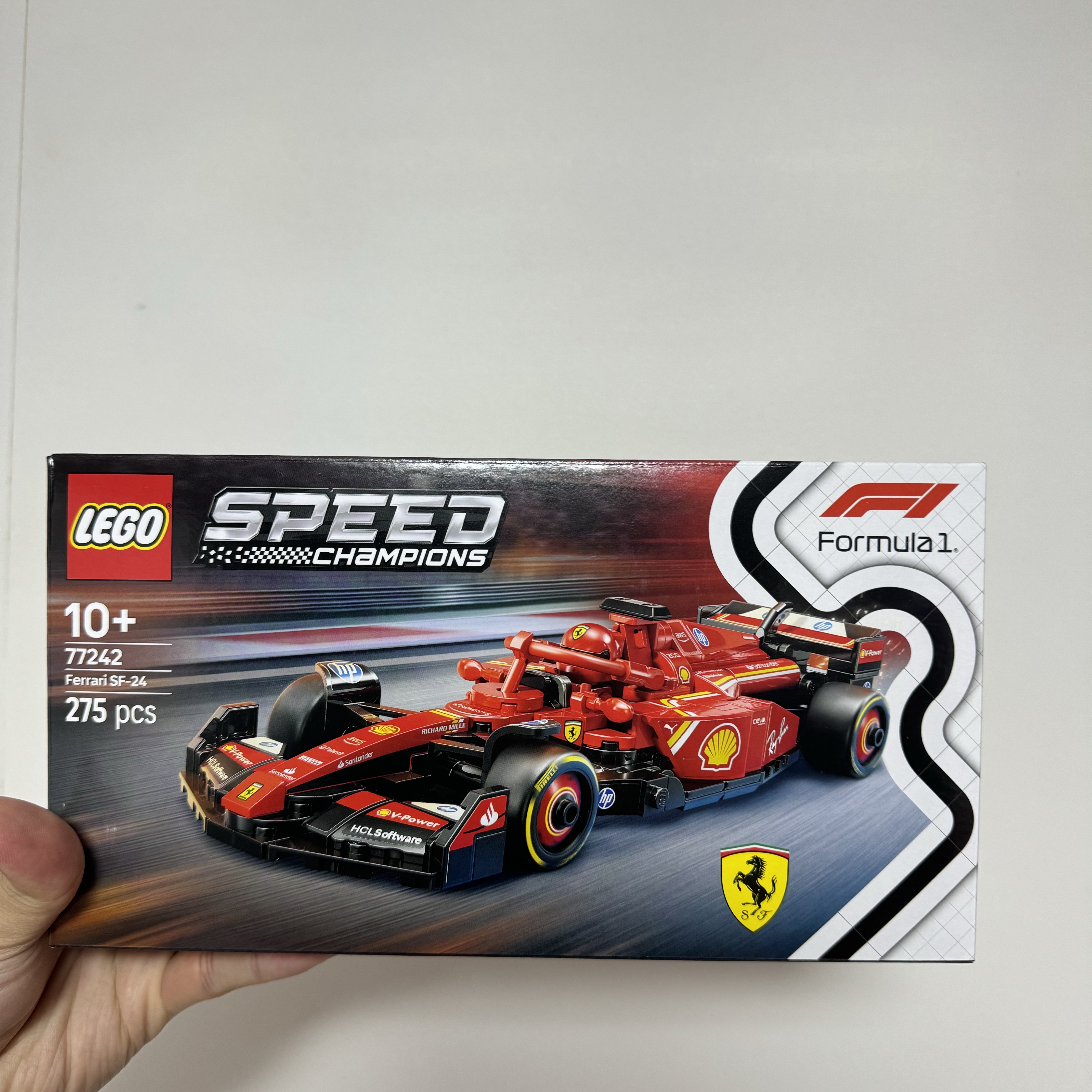 Lego Speed Champions Ferrari SF-24 F1 Race Car 착용 스타일