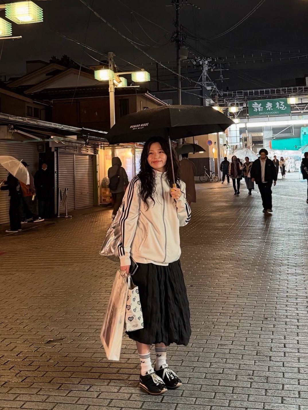 Human Made Duck Compact Umbrella Black, Adidas x Song for the Mute Country OG Core Black Cream White 착용 스타일 - 1