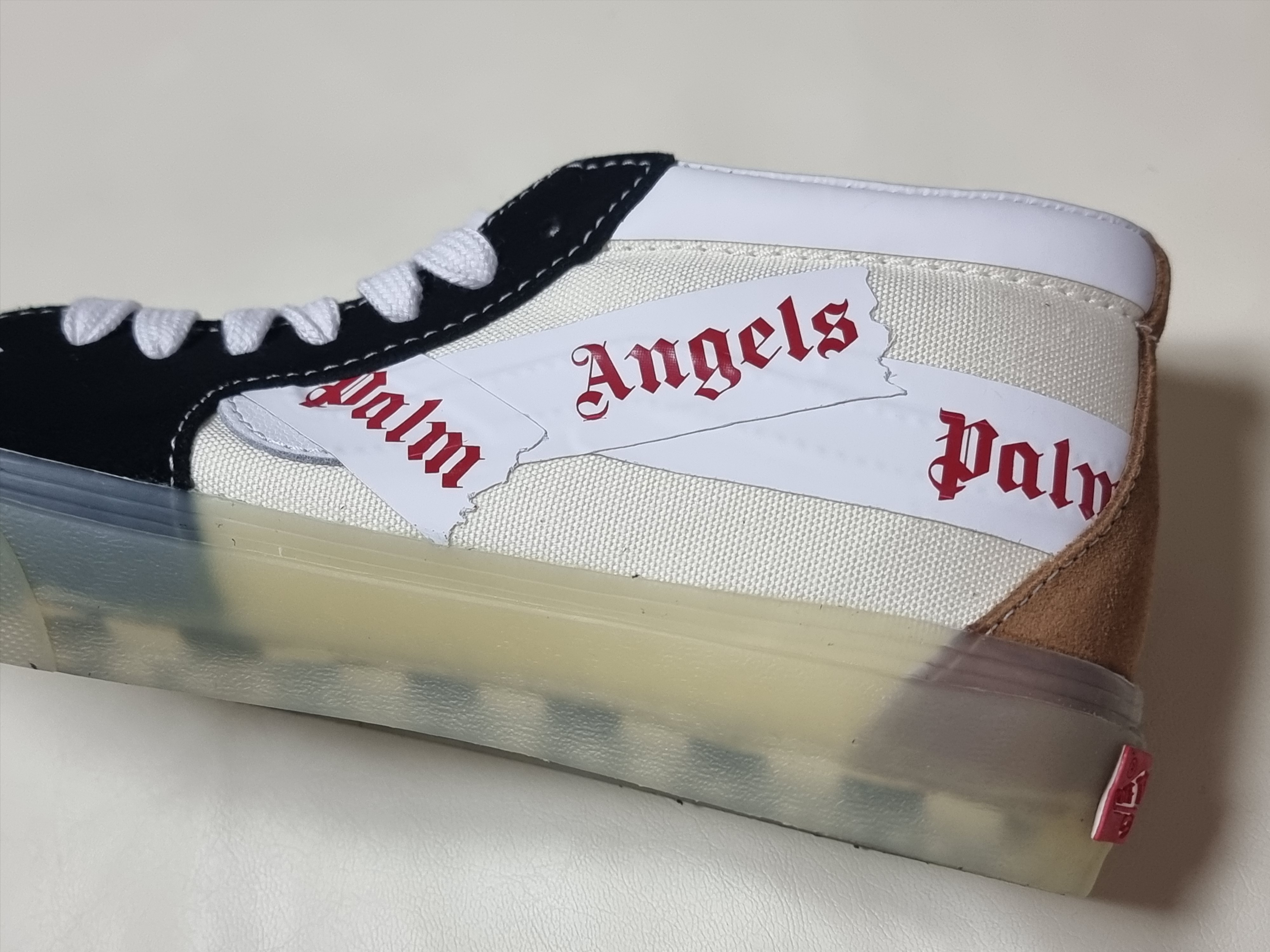 Vans Vault x Palm Angels Sk8-Mid VLT LX Black 착용 스타일