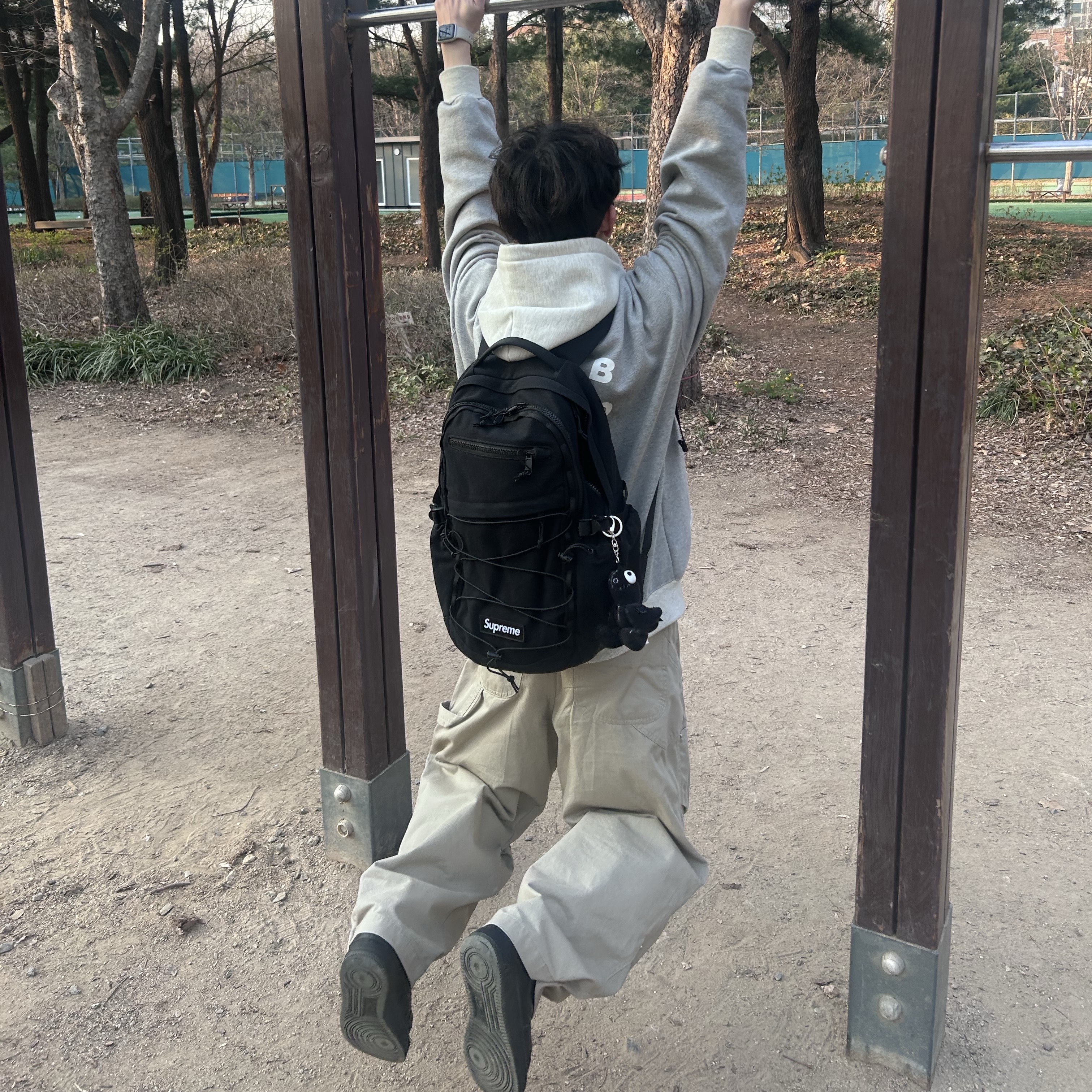 Supreme Backpack Black - 25SS, IAB Studio Hoodie Dual Gray 착용 스타일