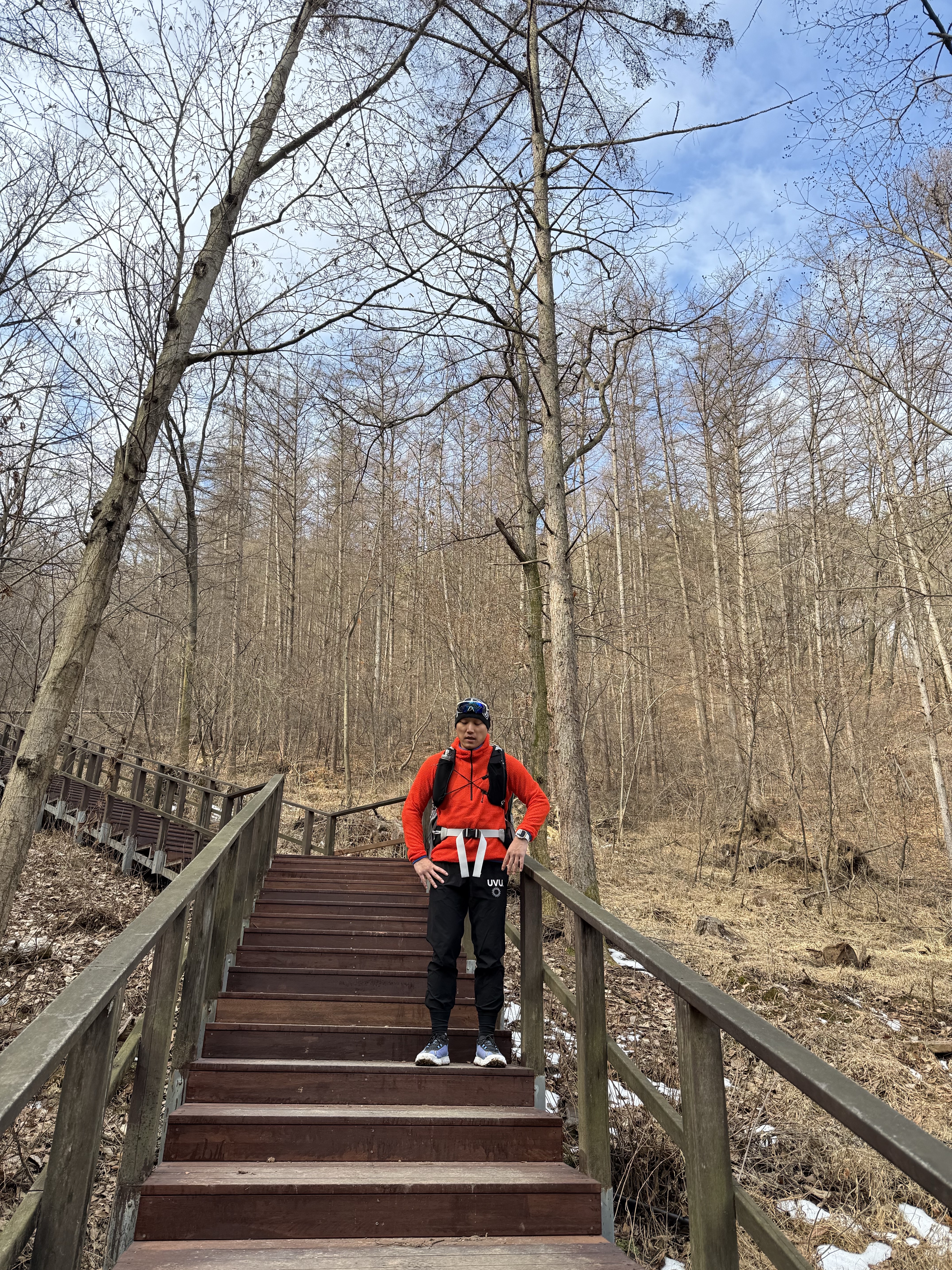 UVU Training Pants Black, Arc'teryx Atom LT Hoody Ignite 착용 스타일 - 7