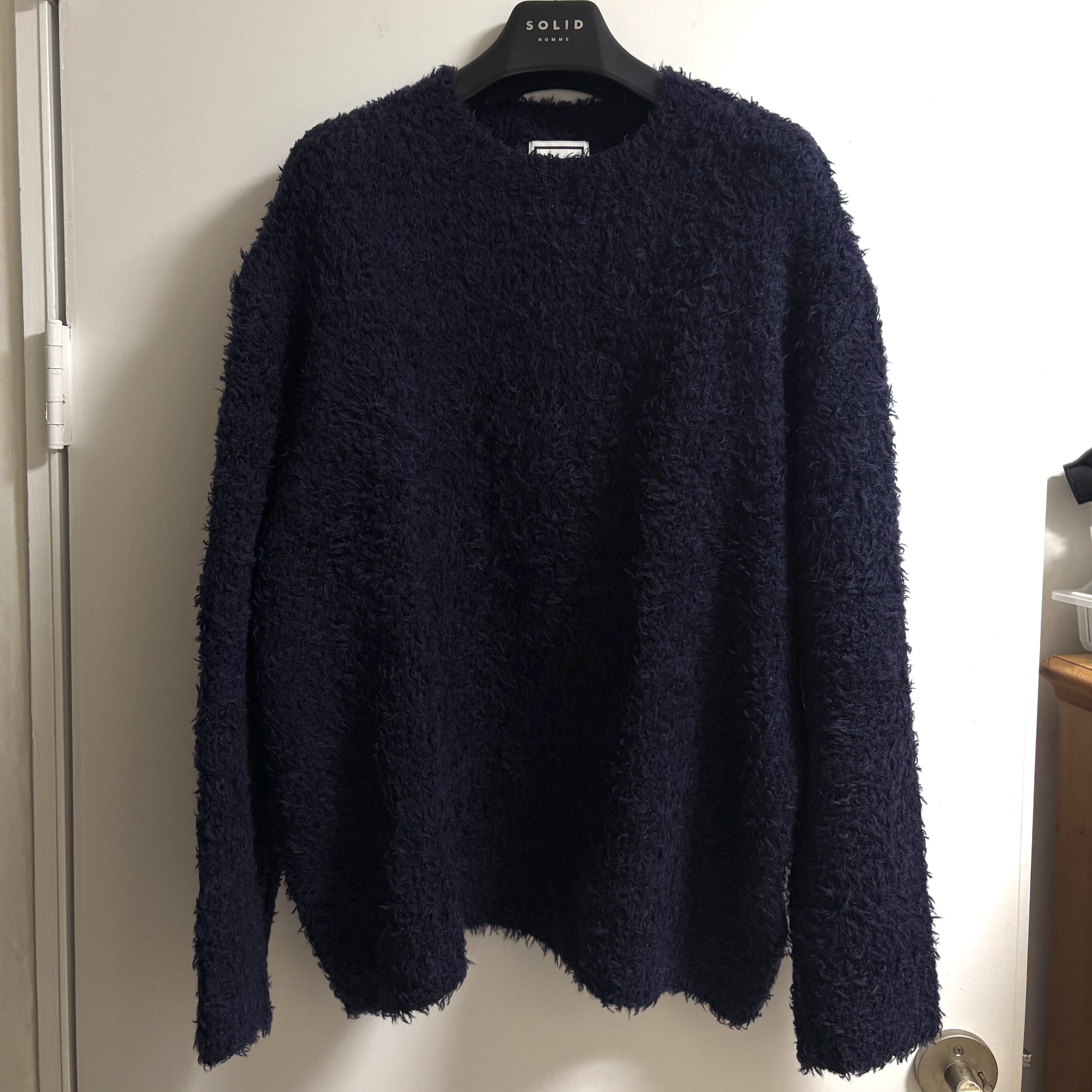 Wooyoungmi Hairy Sweater Navy - 23FW 착용 스타일