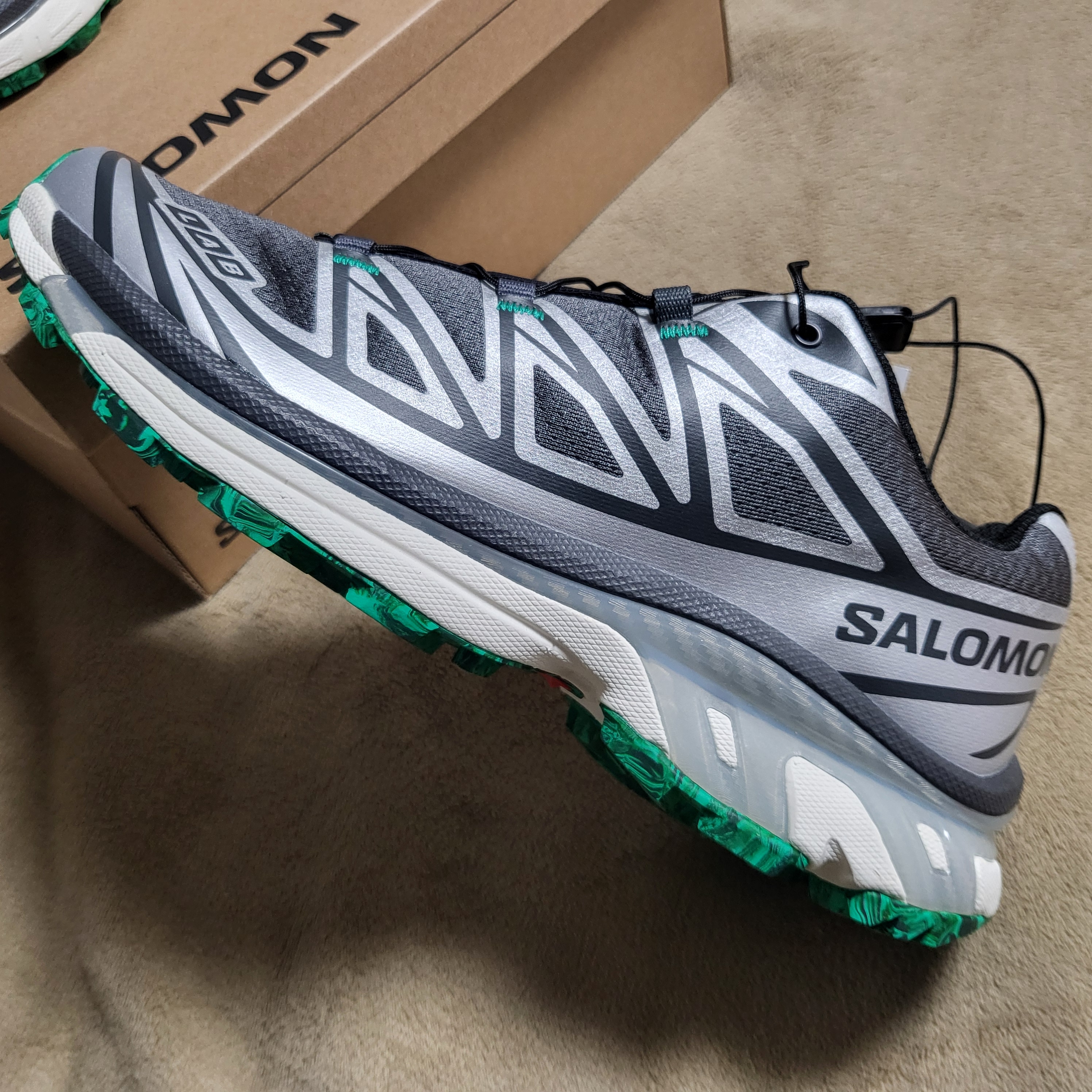 Salomon x END. XT-6 Emerald 착용 스타일 - 3