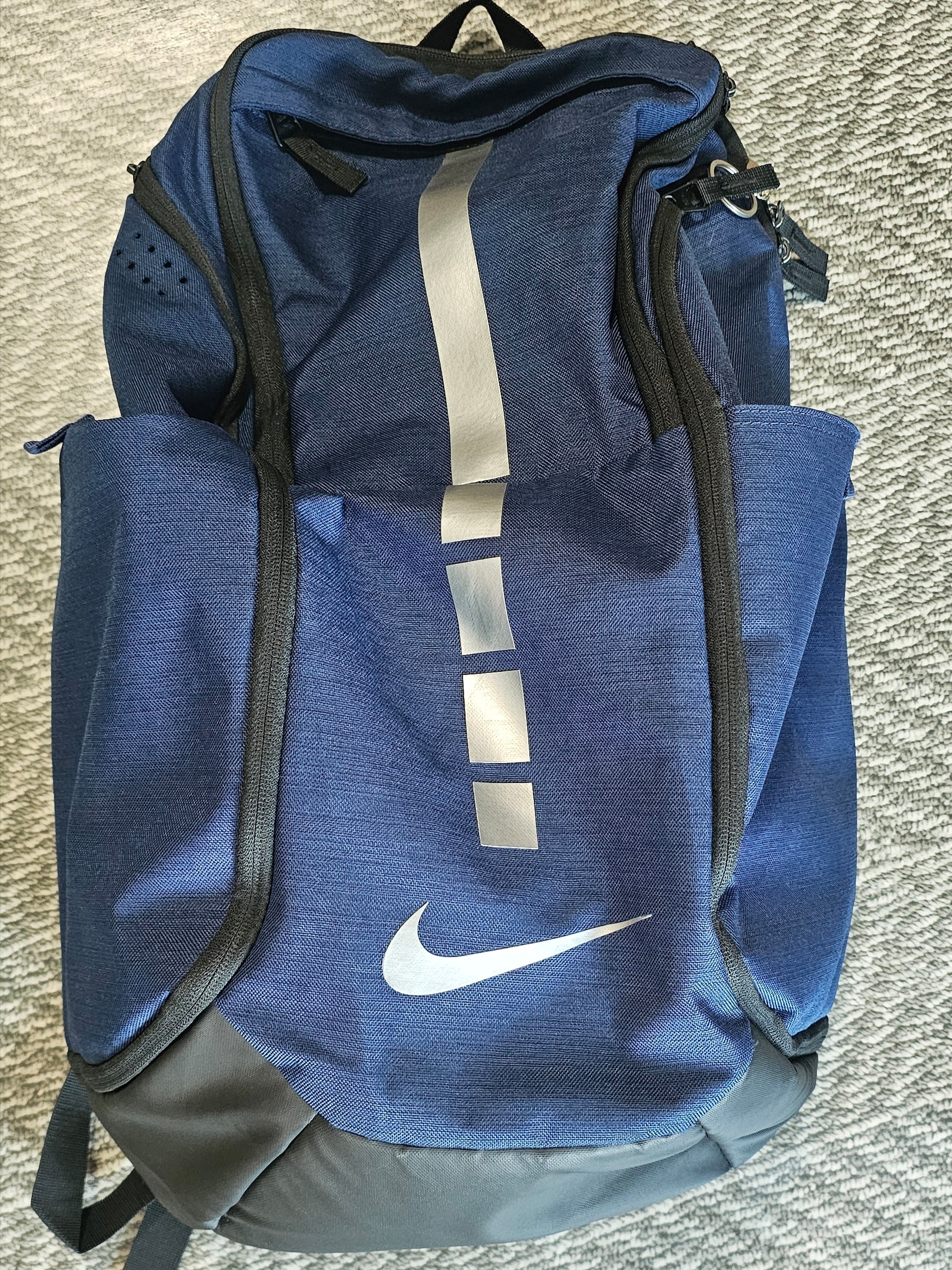 Nike Hoops Elite Pro Backpack Black 착용 스타일