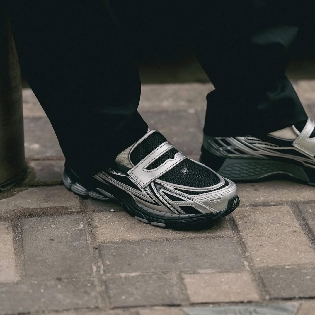 New Balance 1906L Silver Metallic Black 착용 스타일