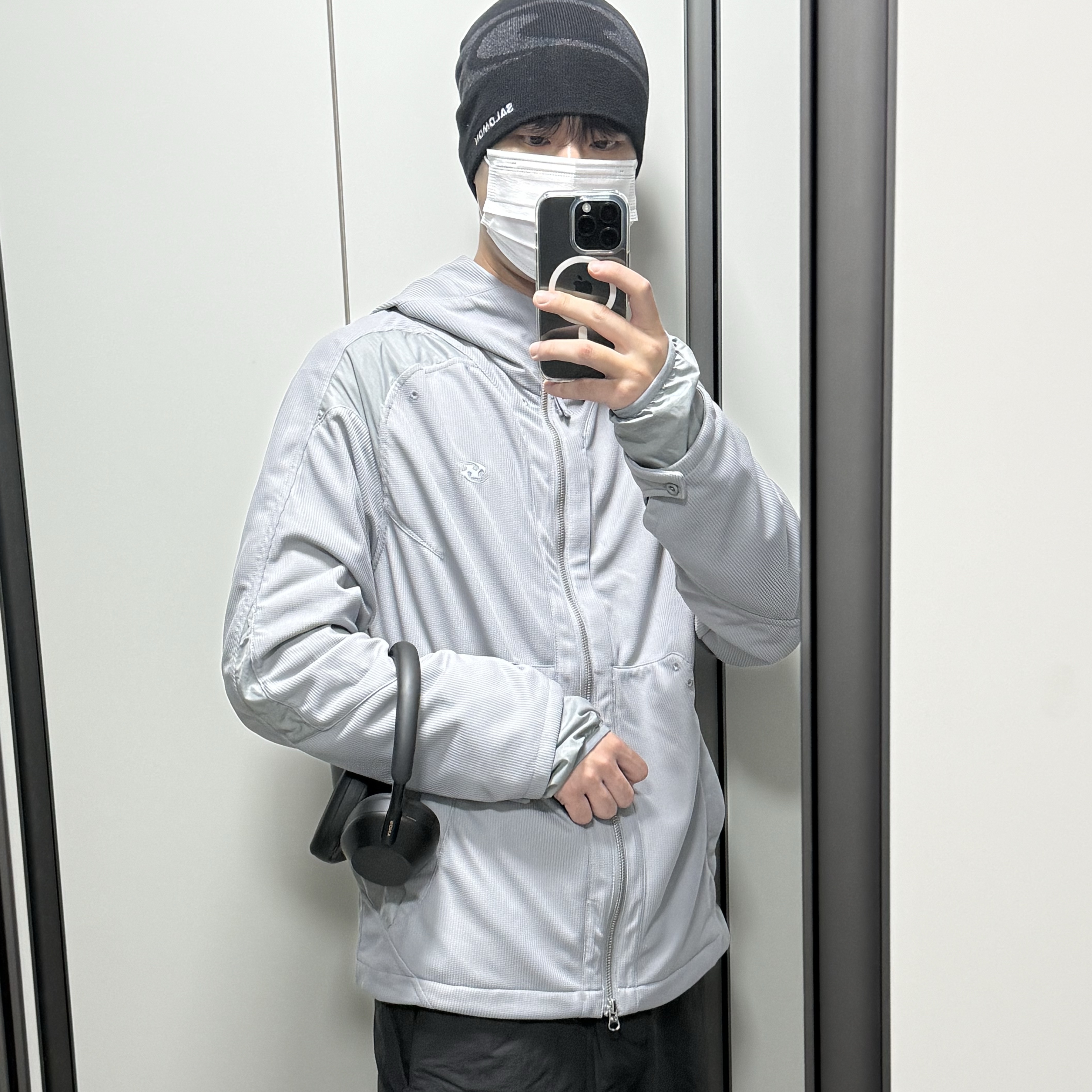 Sansan Gear Dual-Shade Jacket Grey, Sansan Gear Side Snap Pants Black_25SS 착용 스타일 - 1