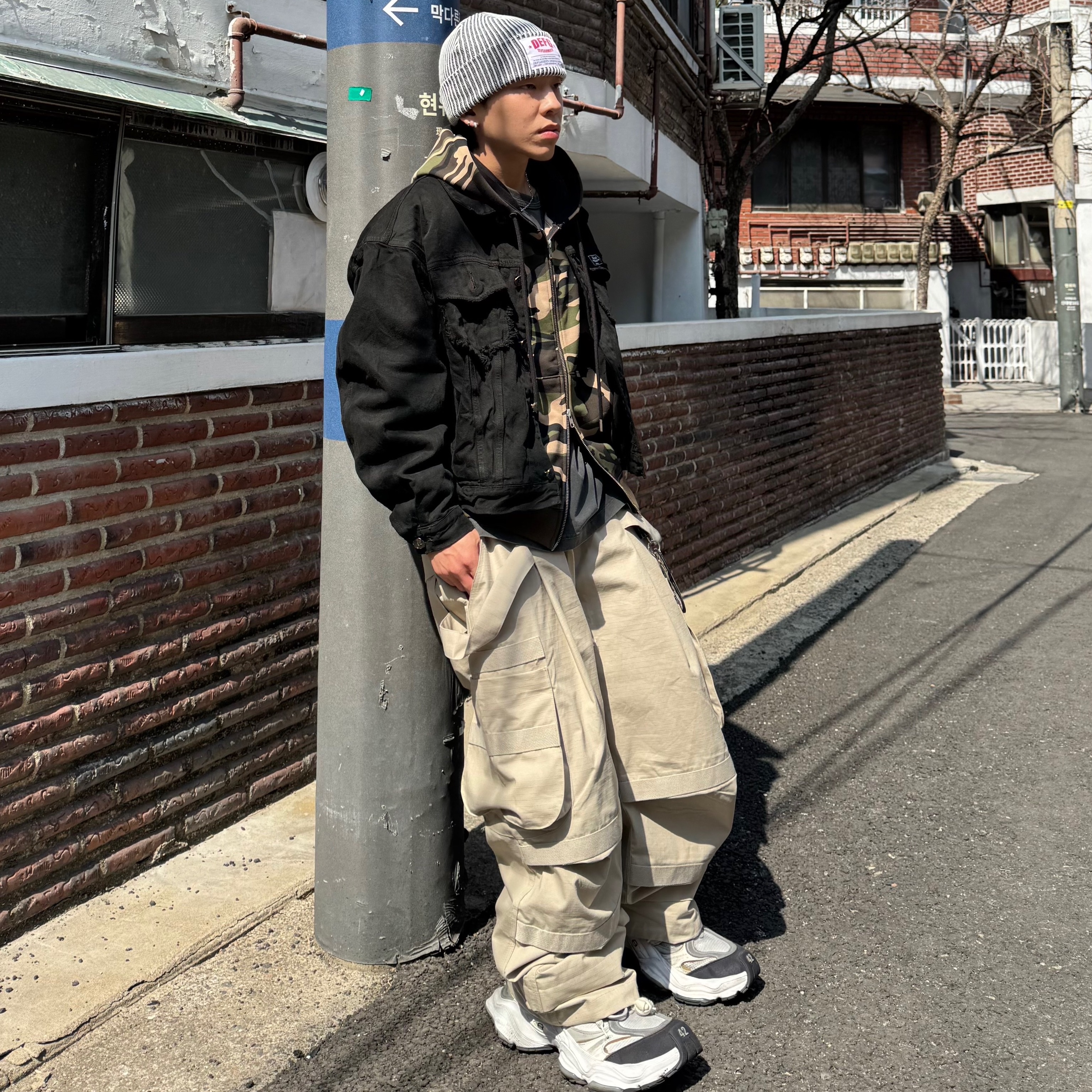 Balenciaga Cargo Sneakers White Grey, Wapworks Hard Knocks Cargo Pants Gas 착용 스타일 - 3