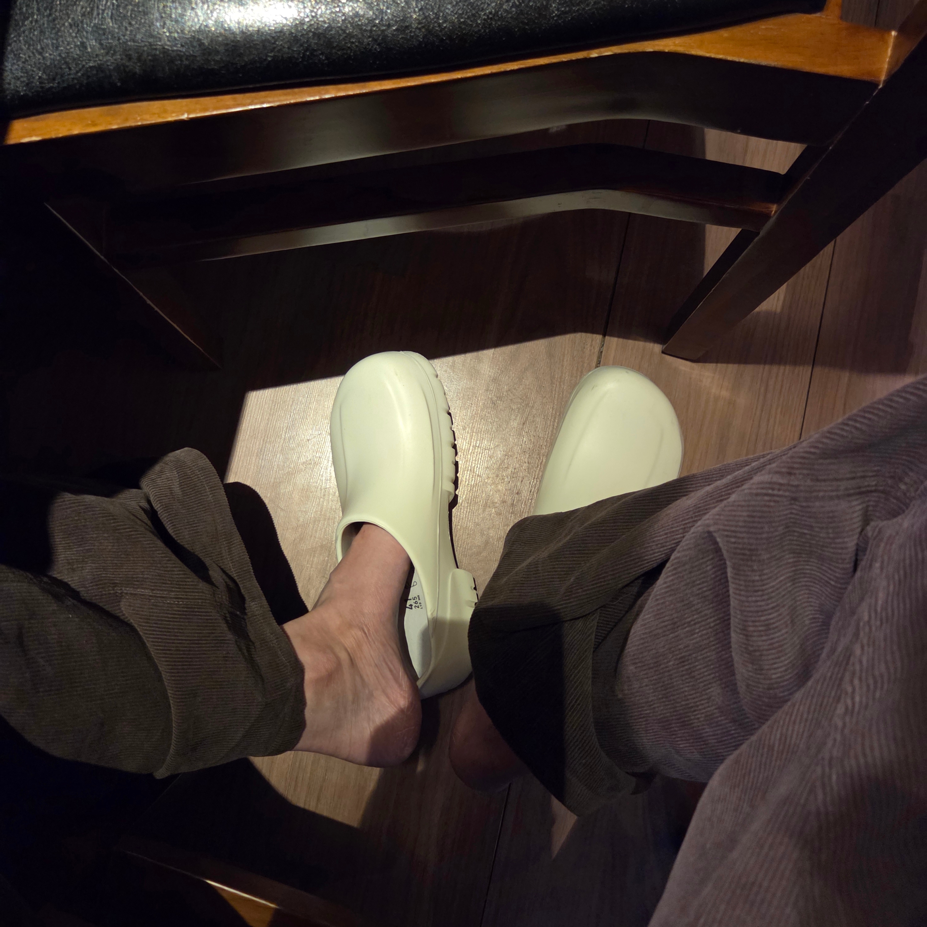 Birkenstock A630 Clog White 착용 스타일
