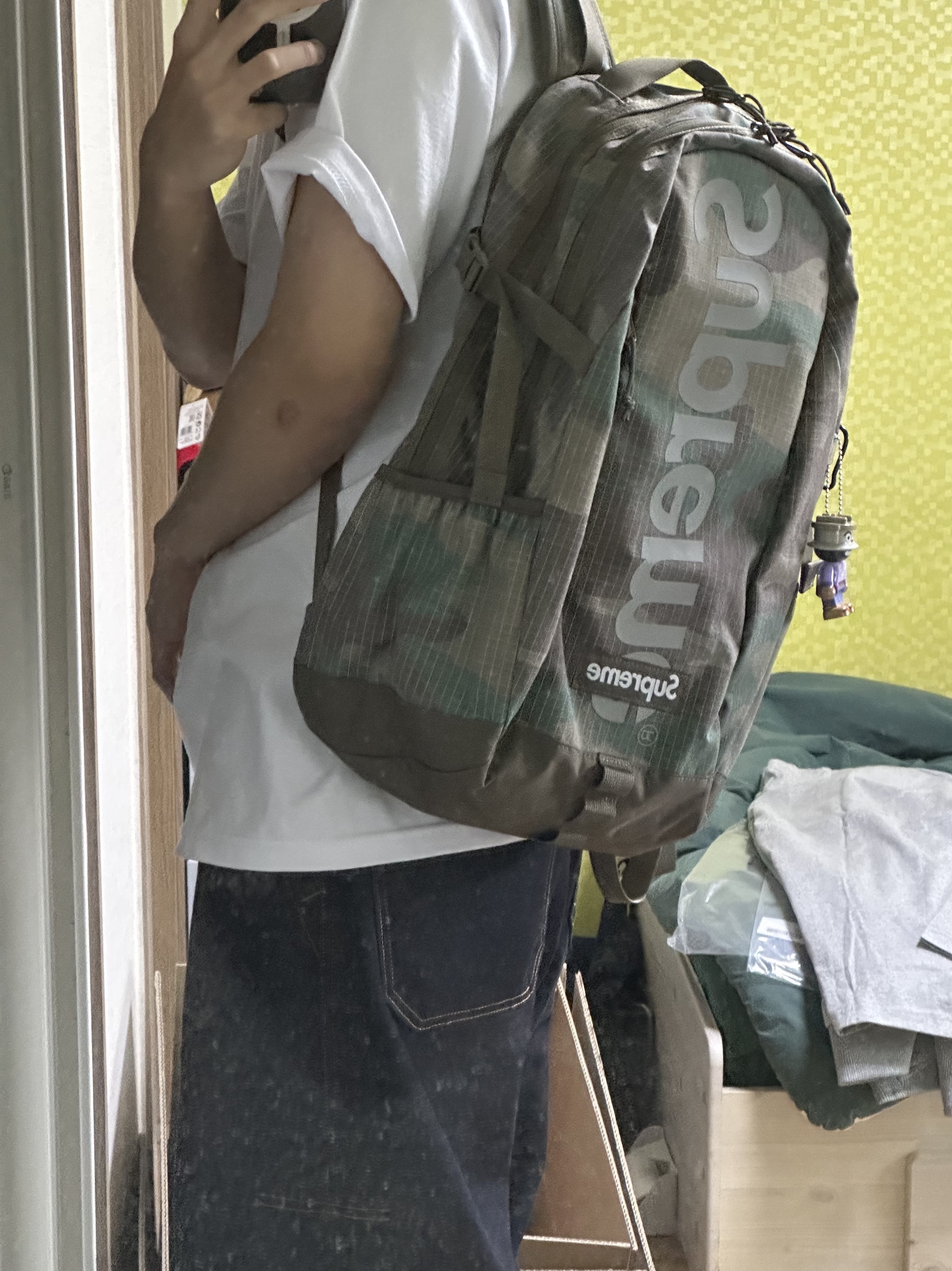 Supreme Backpack Woodland Camo - 24SS 착용 스타일
