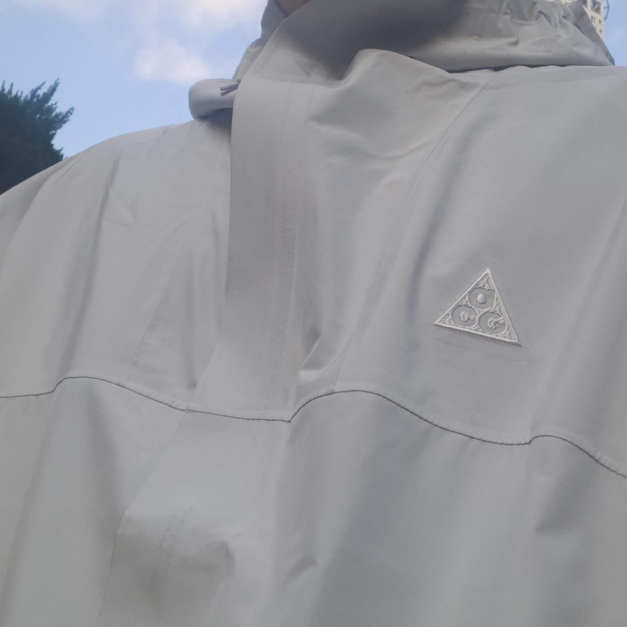 Nike ACG Storm-Fit ADV Cascade Rains Full Zip Jacket Photon Dust - Asia 착용 스타일