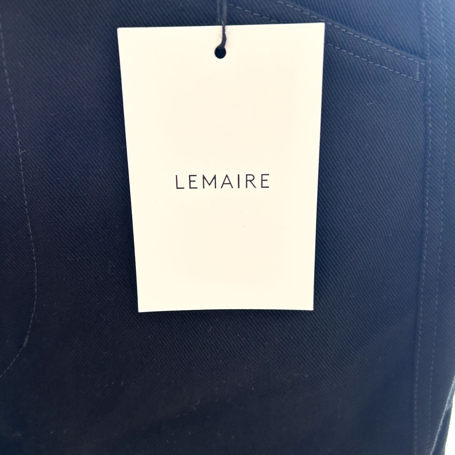 (W) Lemaire Five Pocket Twisted Pants Black 착용 스타일 - 3