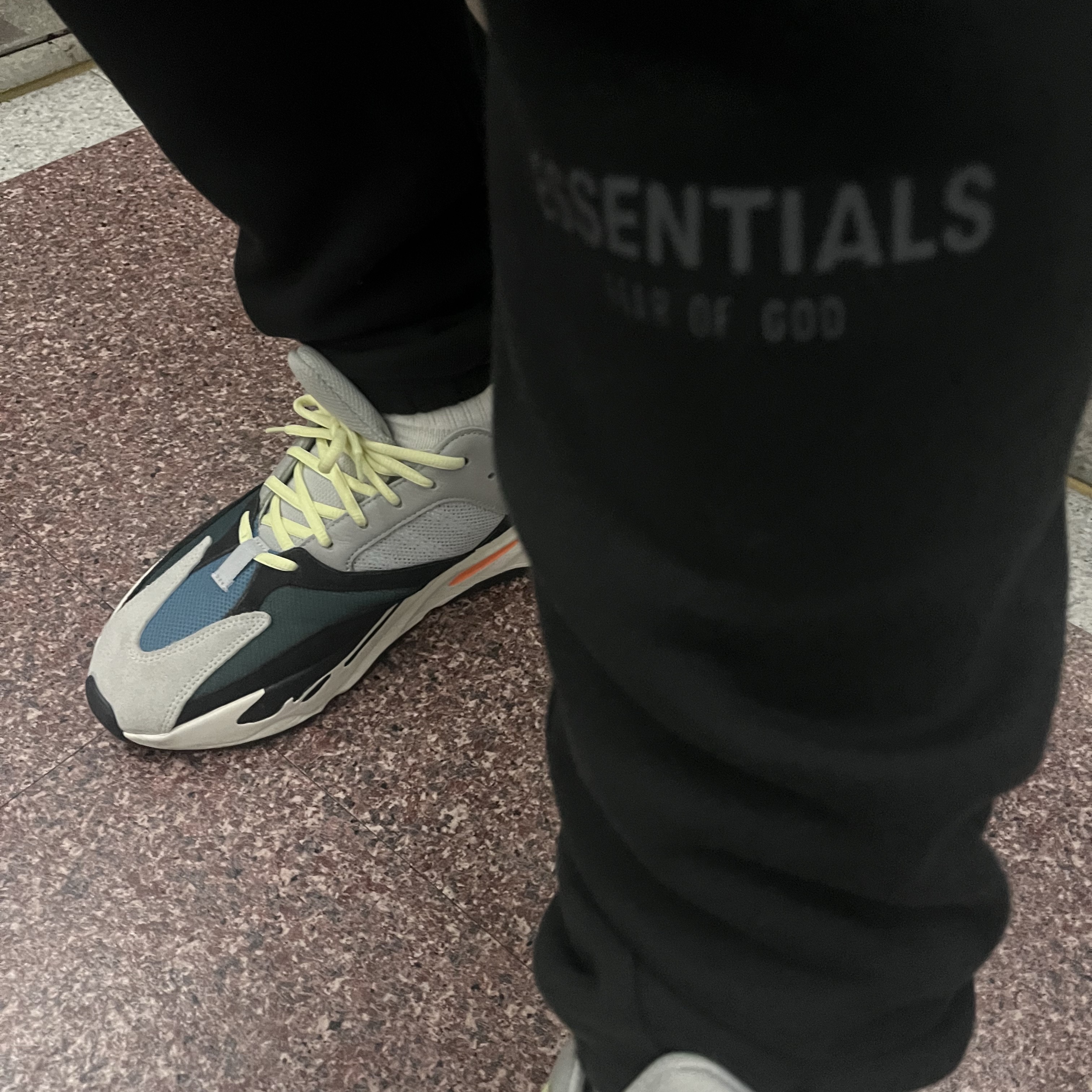 Essentials The Core Collection Sweatpants Black 착용 스타일
