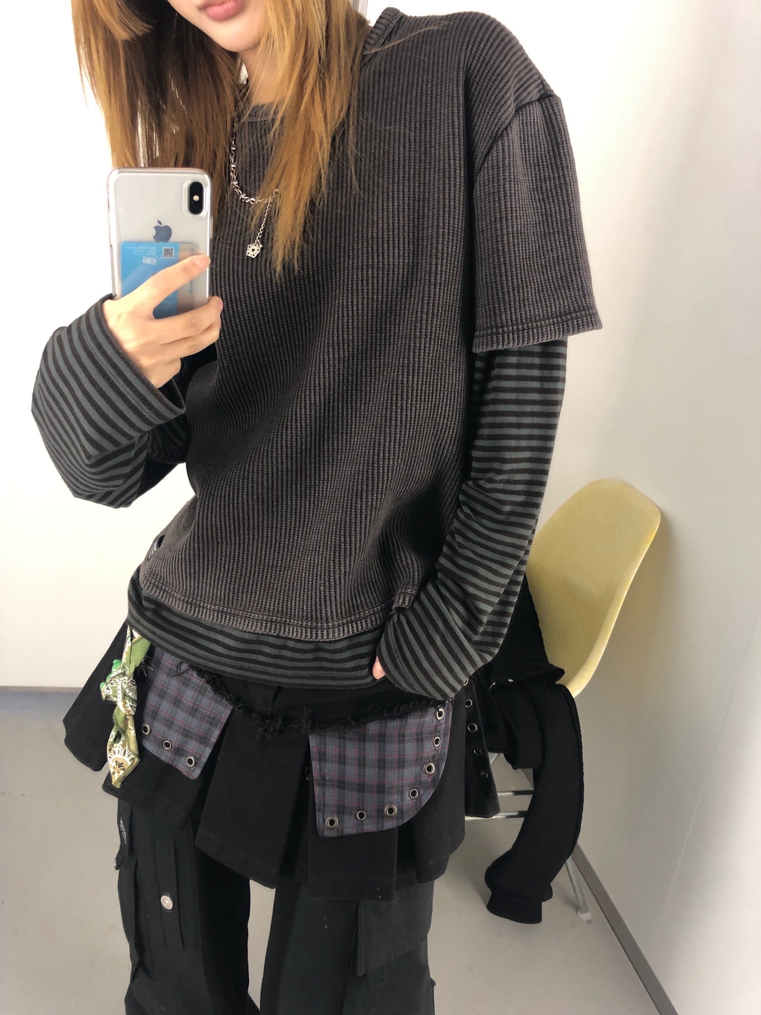 Vacant Archive Lavi Layered Long Sleeve Black, Vacant Archive Lavi Layered Long Sleeve Khaki 착용 스타일