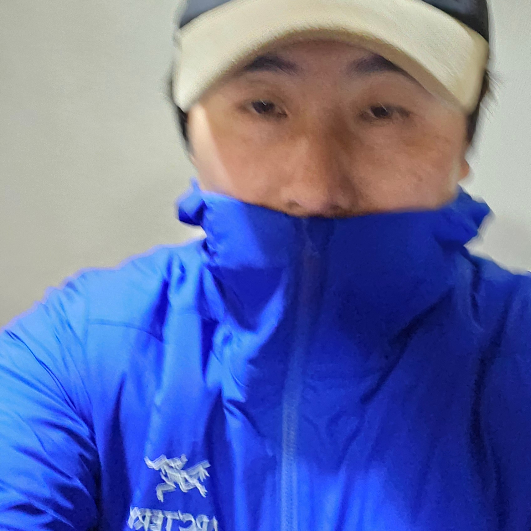 Arc'teryx Atom SL Hoody Vitality II, Supreme Mesh Lightweight Balaclava Black - 24SS 착용 스타일 - 2
