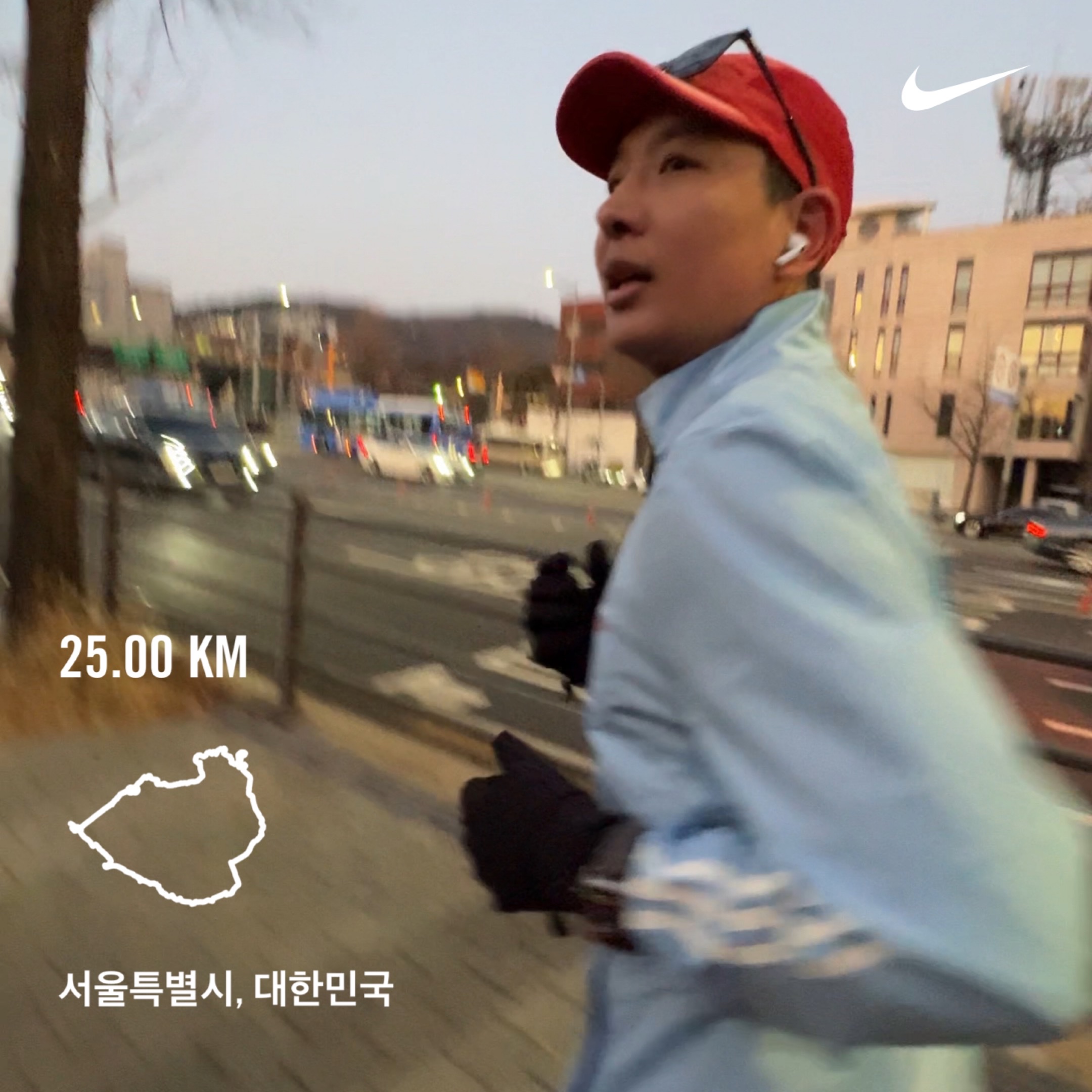 아디다스 아디제로 EVO SL 클라우드 화이트 코어 블랙 착용 스타일 - 5