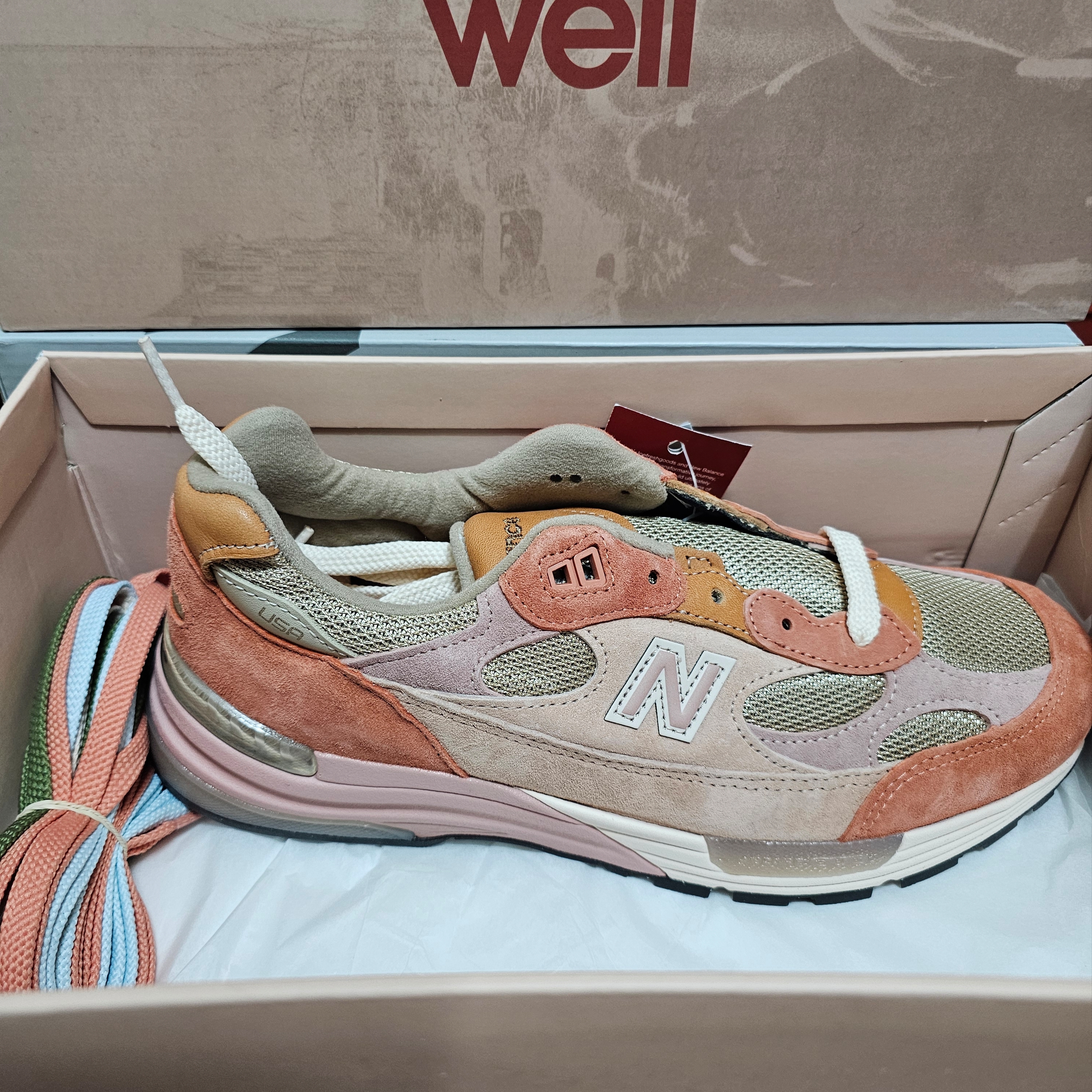 New Balance x Joe Freshgoods 992 Made in USA Aged Well 착용 스타일 - 1