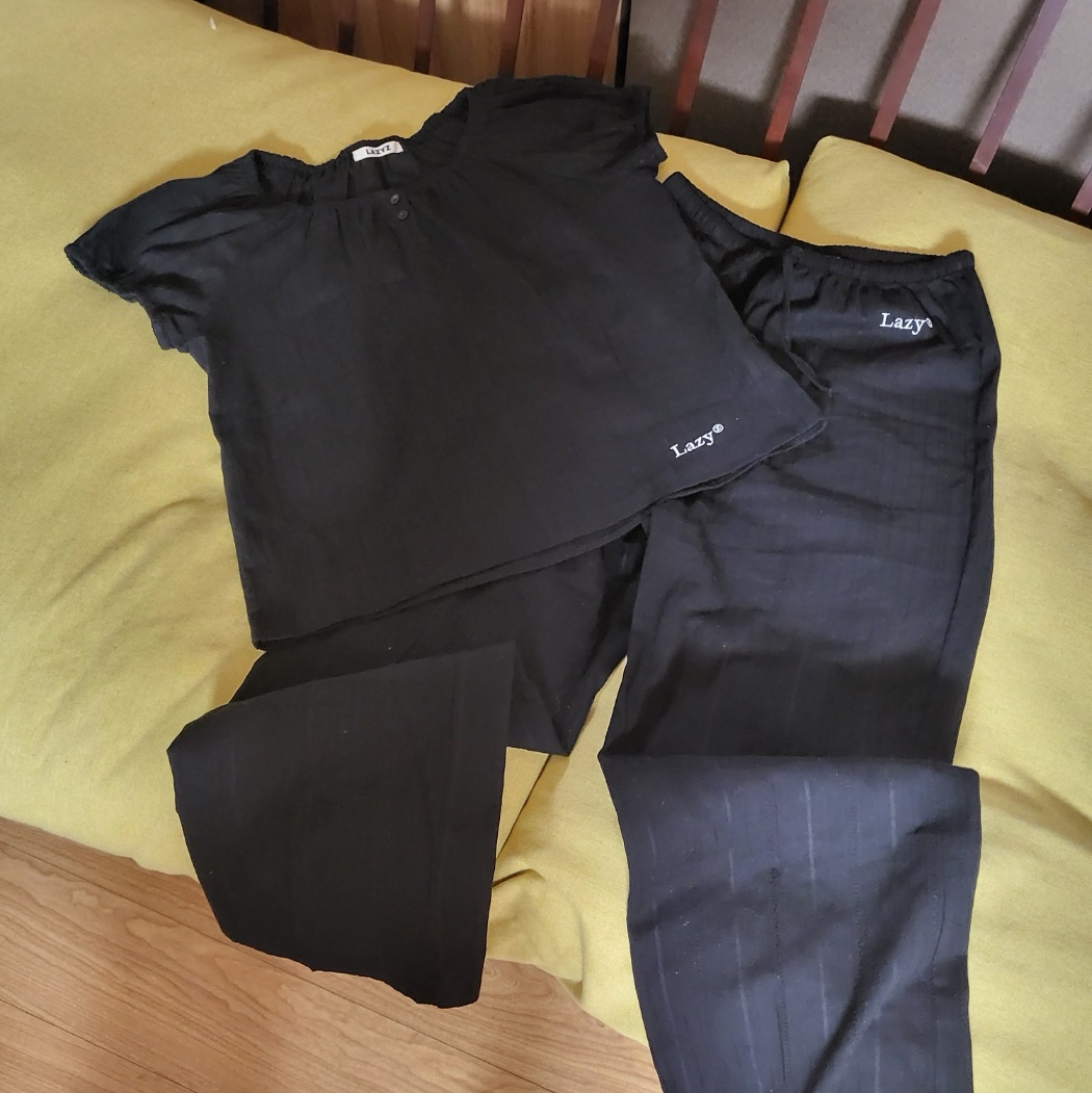 LAZYZ Sweet Summer Cotton Pajama Set Black 착용 스타일