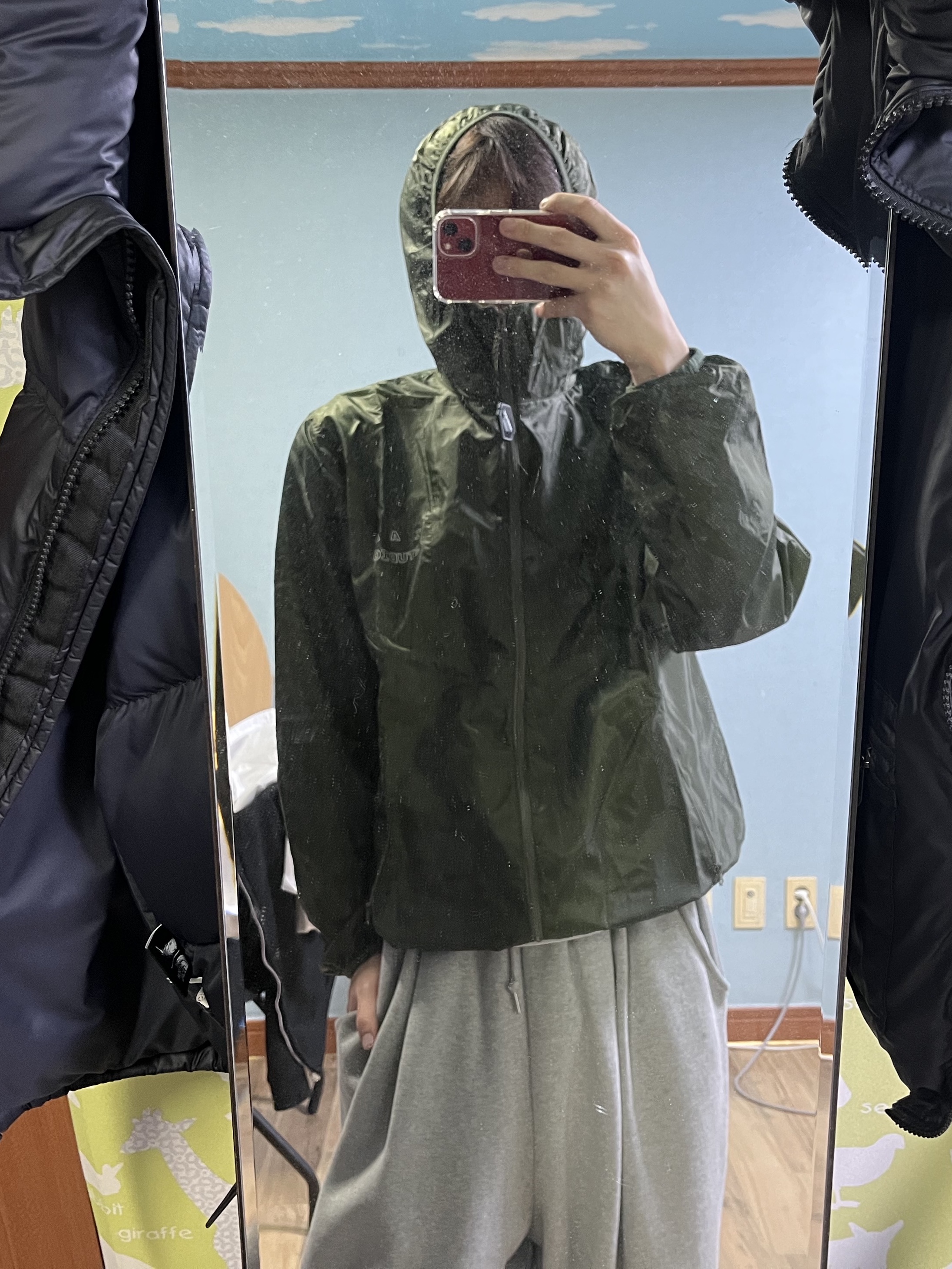 IAB Studio Ripstop Wind Jacket Deep Green 착용 스타일 - 2