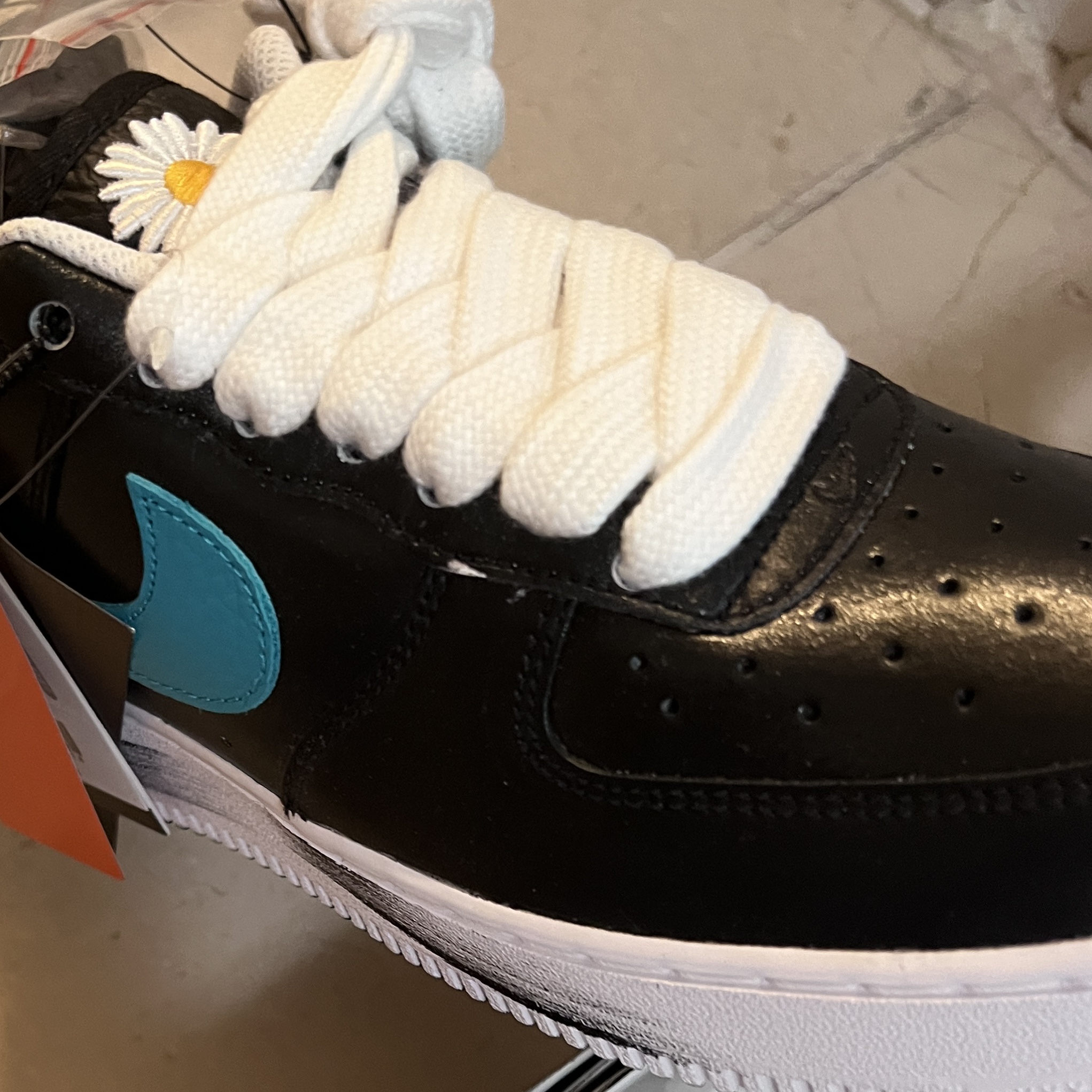 Nike x Peaceminusone Air Force 1 Low Para-Noise 3.0 Black and Multicolor 착용 스타일