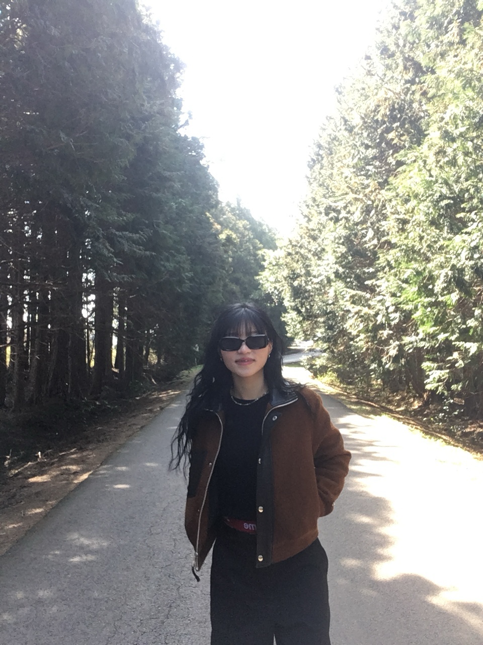 (키즈) 베이프 베이비 마일로 보아 숄더백 브라운, (W) 나이키 에어포스 1 '07 파이어베리 피어스 핑크 착용 스타일 - 3