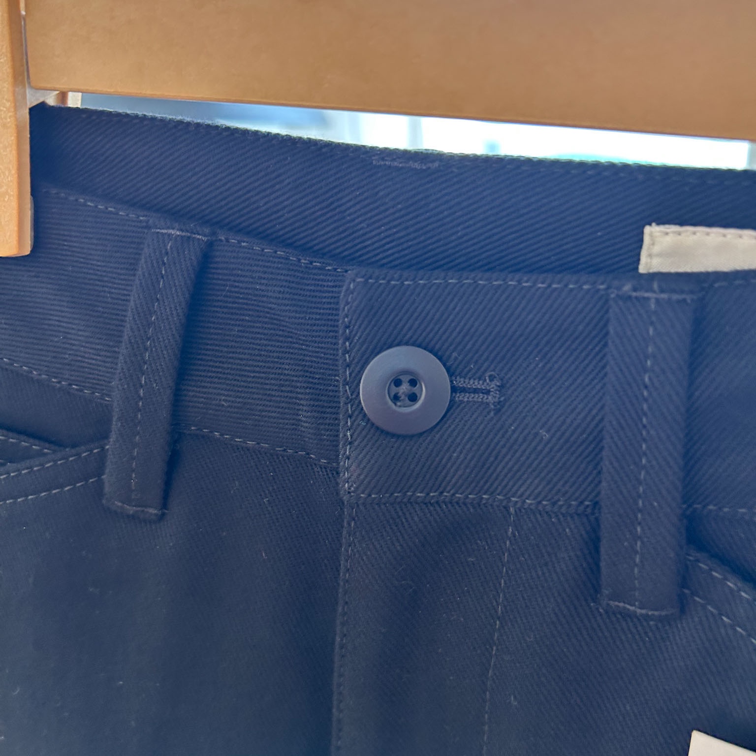 (W) Lemaire Five Pocket Twisted Pants Black 착용 스타일 - 4
