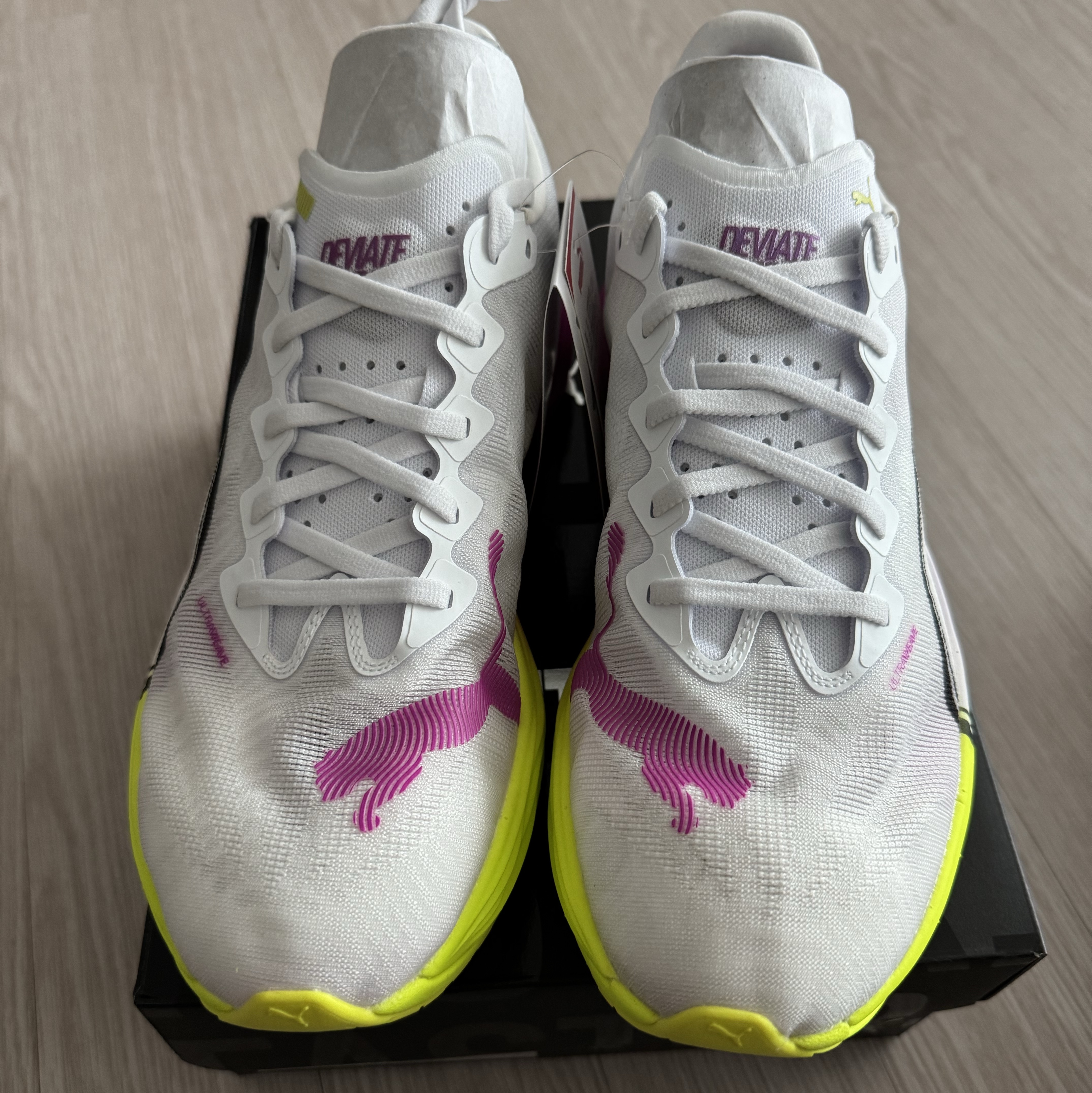 Puma Deviate Nitro Elite 3 White Pure Magenta 착용 스타일 - 2