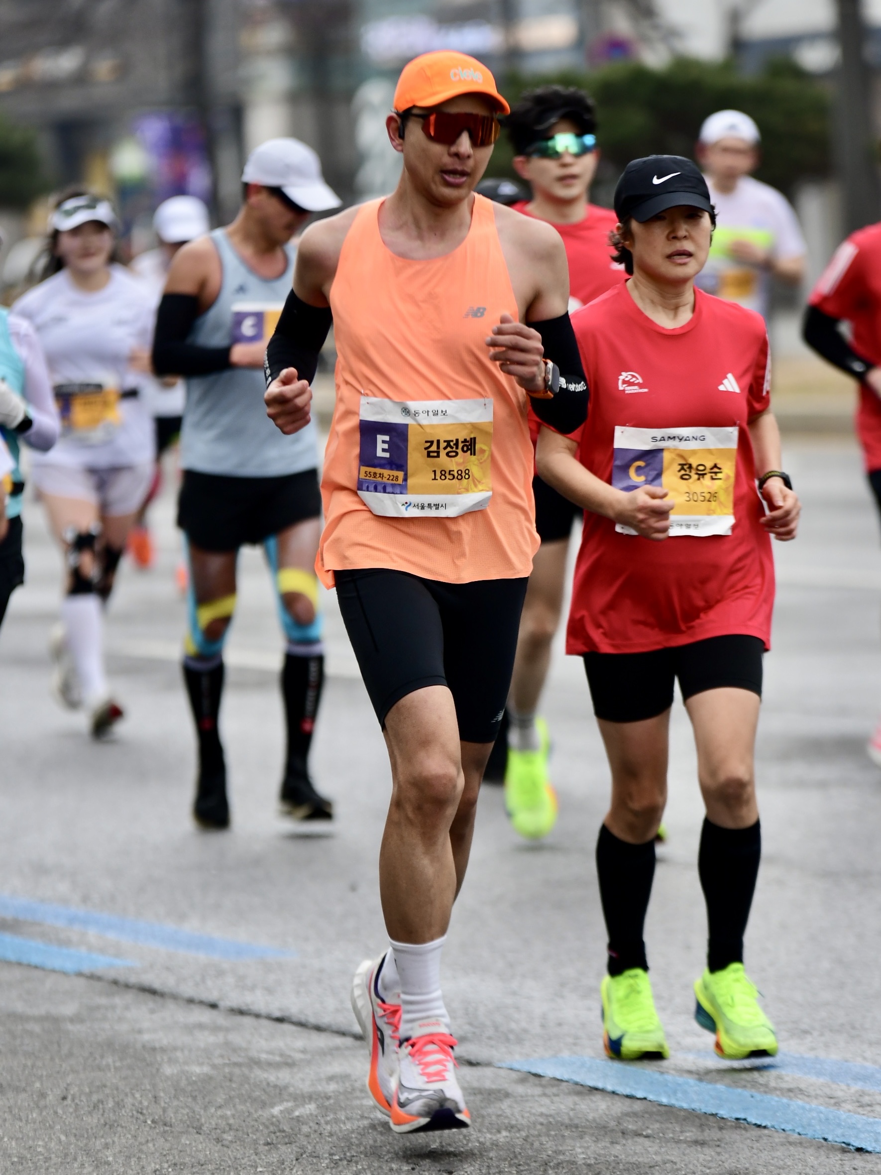 Saucony Endorphin Pro 4 White 착용 스타일 - 2
