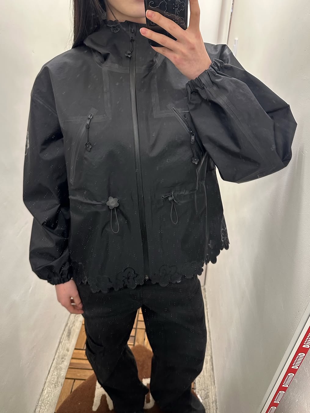 (W) The North Face x Cecilie Bahnsen Short 85 Mountain Jacket TNF Black 착용 스타일 - 4