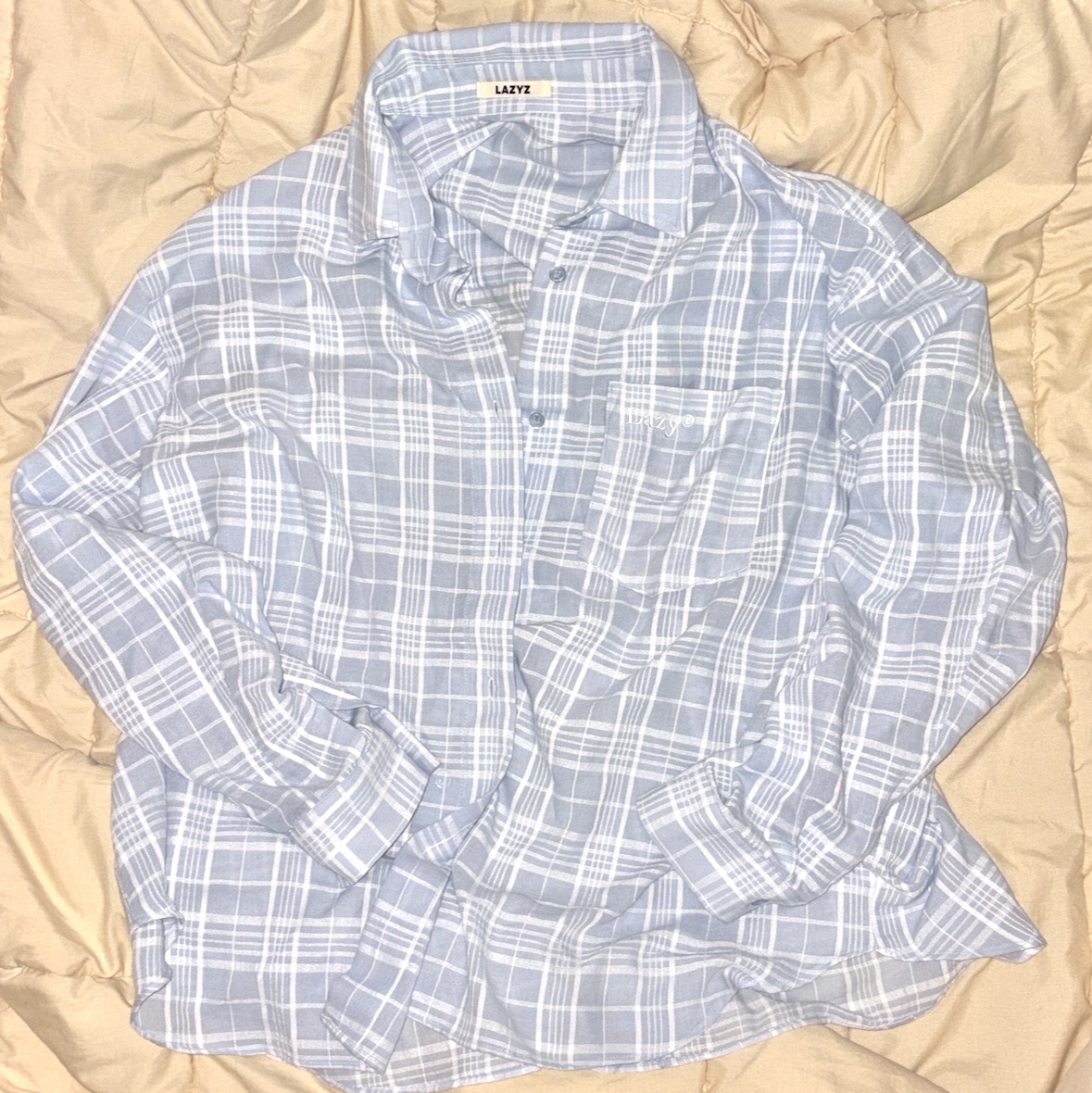 LAZYZ Loose Fit Classic Check Shirt Sky 착용 스타일