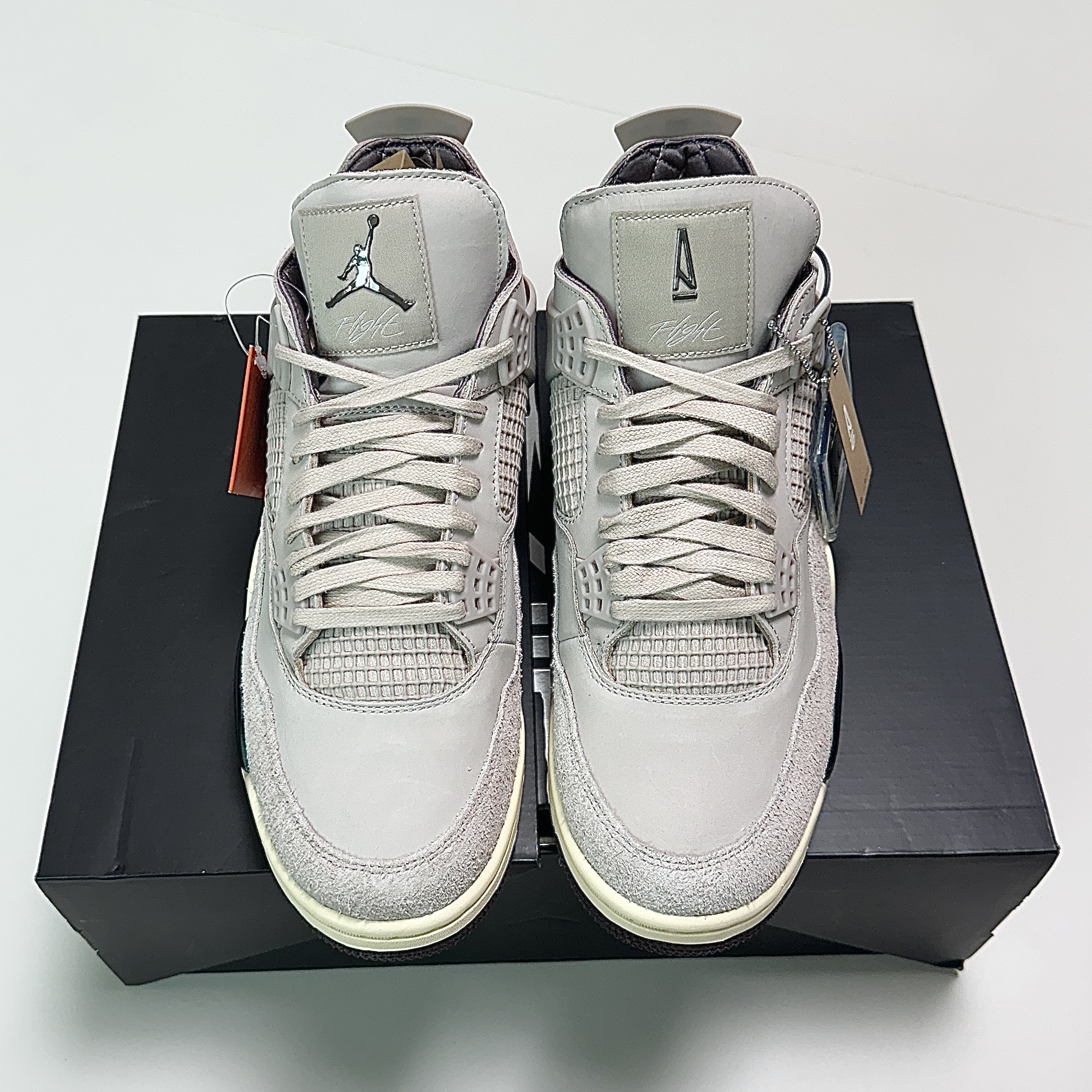 (W) Jordan 4 x A Ma Maniere Retro OG SP W.Y.W.S. 착용 스타일 - 2