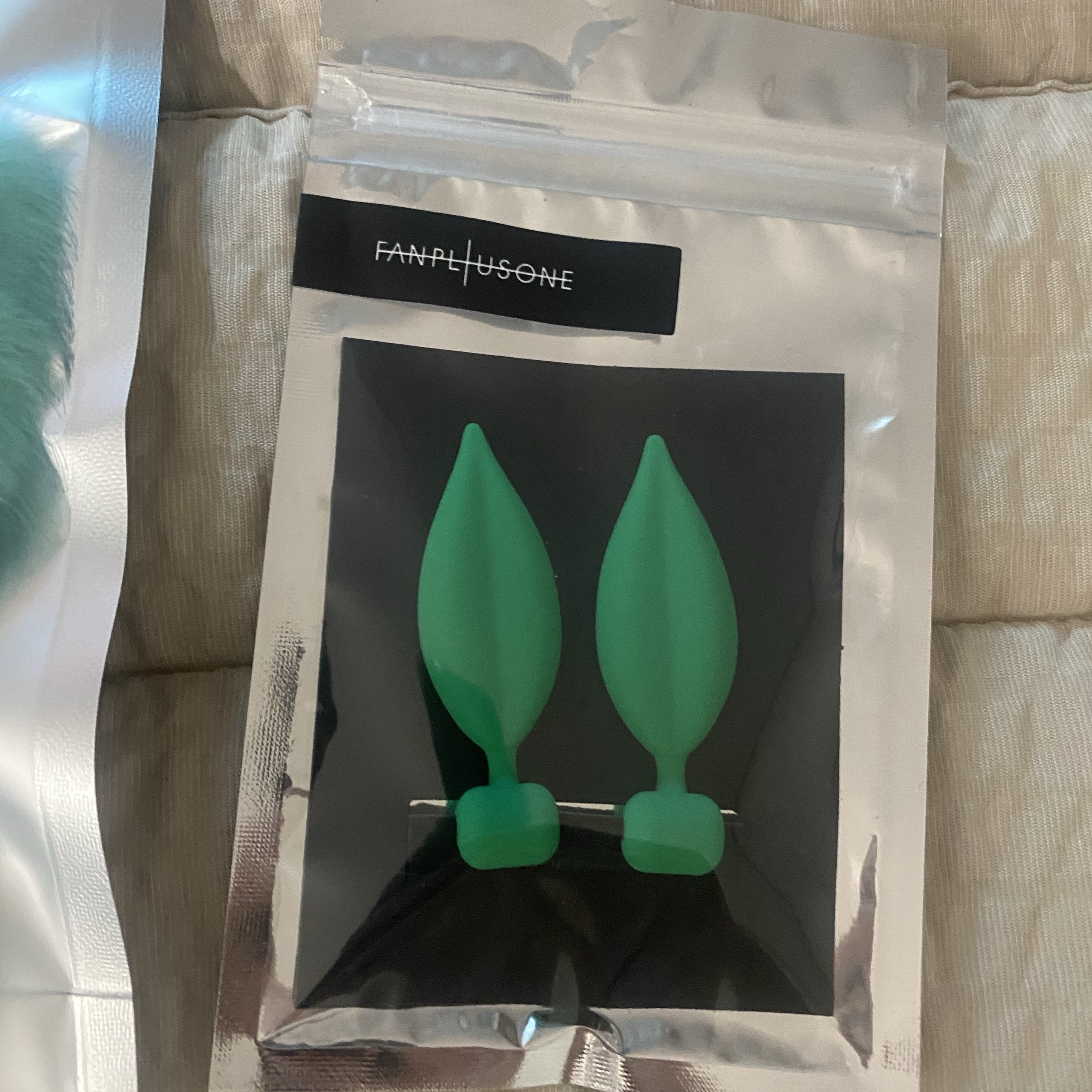 G-DRAGON Ubermensch Leaf Cable Deco 착용 스타일