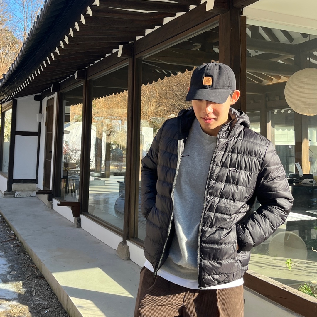 Nike Park Crew Sweatshirt Grey Heather, Carhartt Canvas Cap Black 착용 스타일 - 3