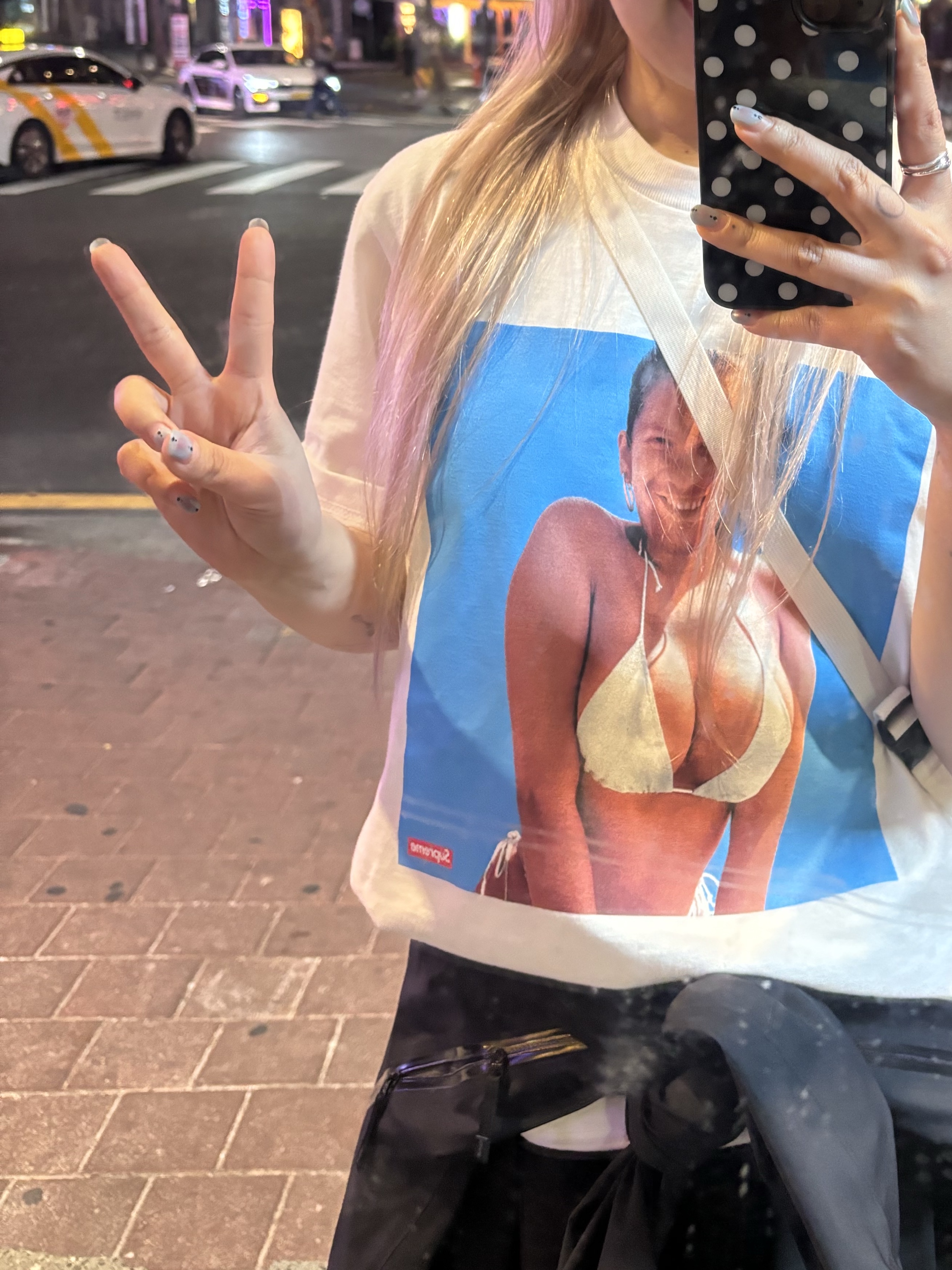 Supreme x Aphex Twin Windowlicker T-Shirt White - 25SS, Supreme Small Box Sweatpant Magenta - 25SS 착용 스타일 - 3