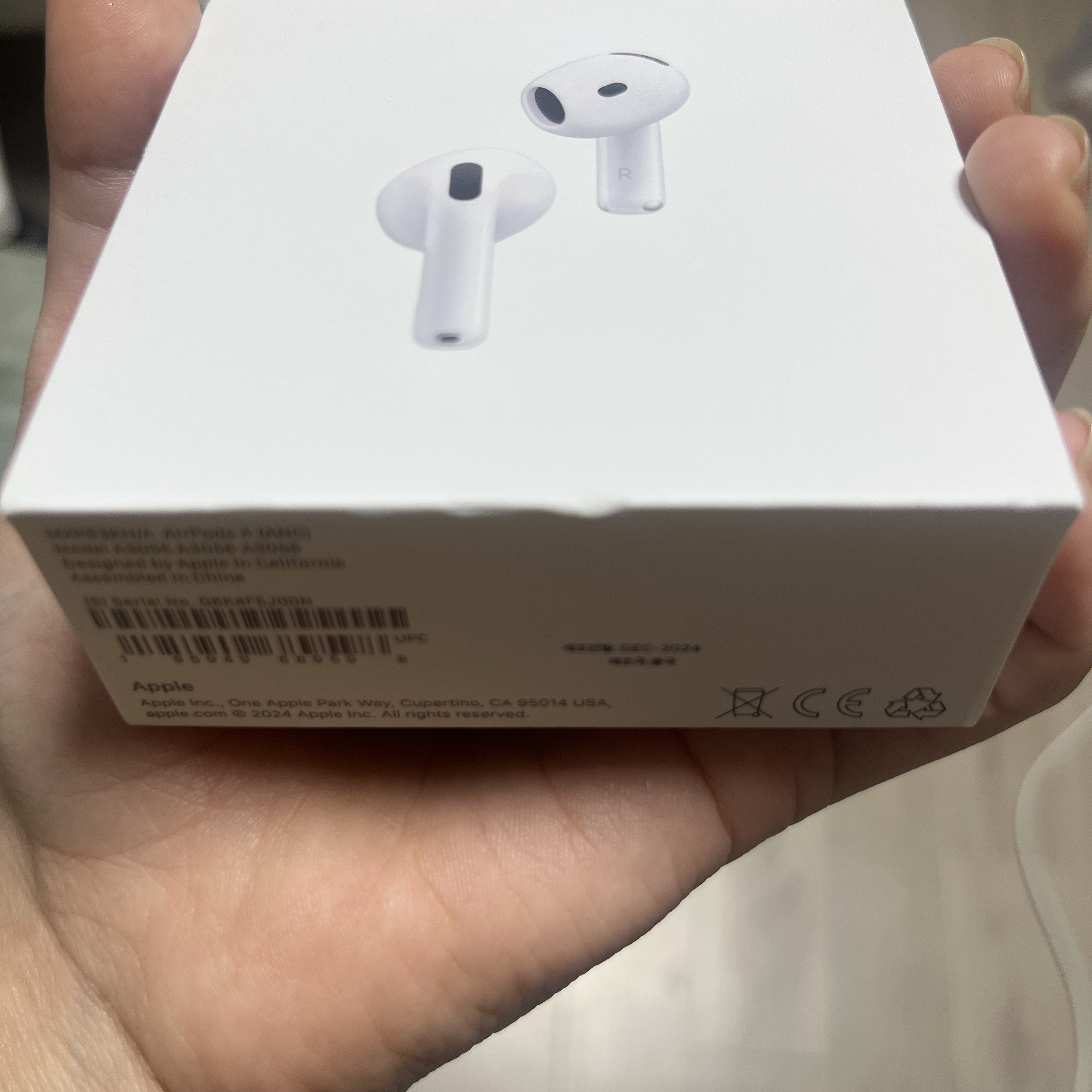 Apple AirPods 4th Gen with Active Noise Cancellation (Korean Ver.) 착용 스타일 - 2