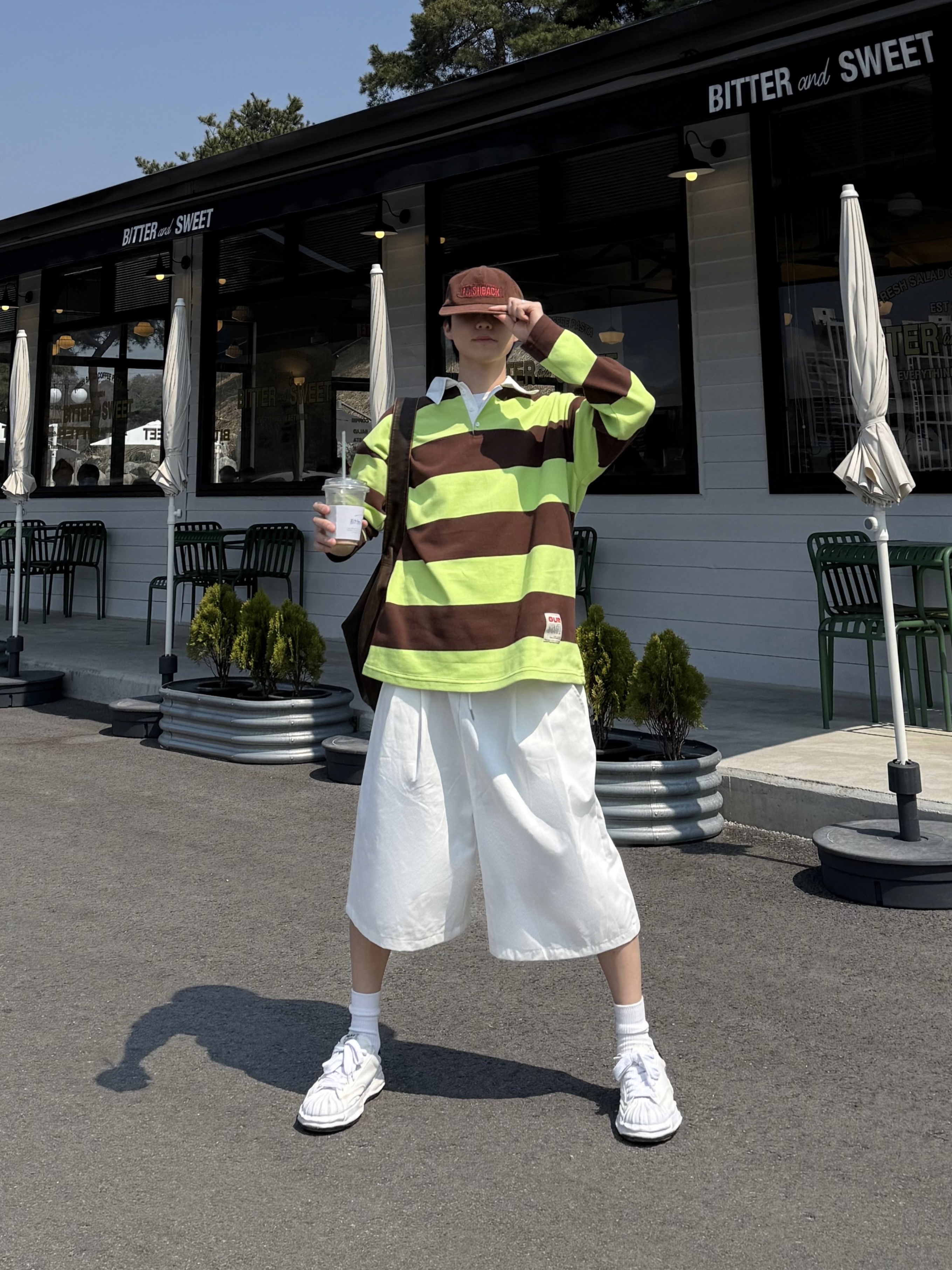 Maison Mihara Yasuhiro Blakey OG Sole Canvas Low-top Sneakers White 착용 스타일 - 2