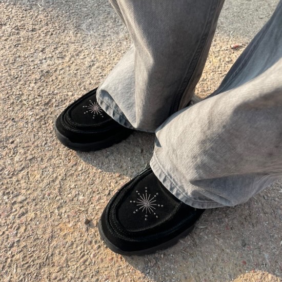 [KREAM 단독] Millo Archive X Negative Three Crescendo Desert Boots Black 착용 스타일 - 2