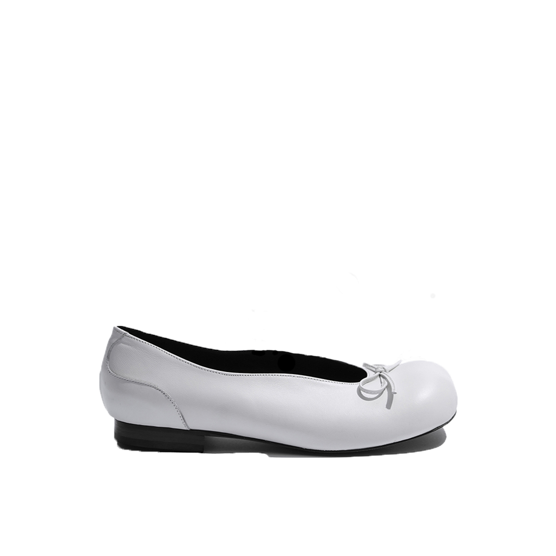 유지 리본 플랫 로퍼 소가죽 화이트(YUJI Ribbon Flat Loafer White)