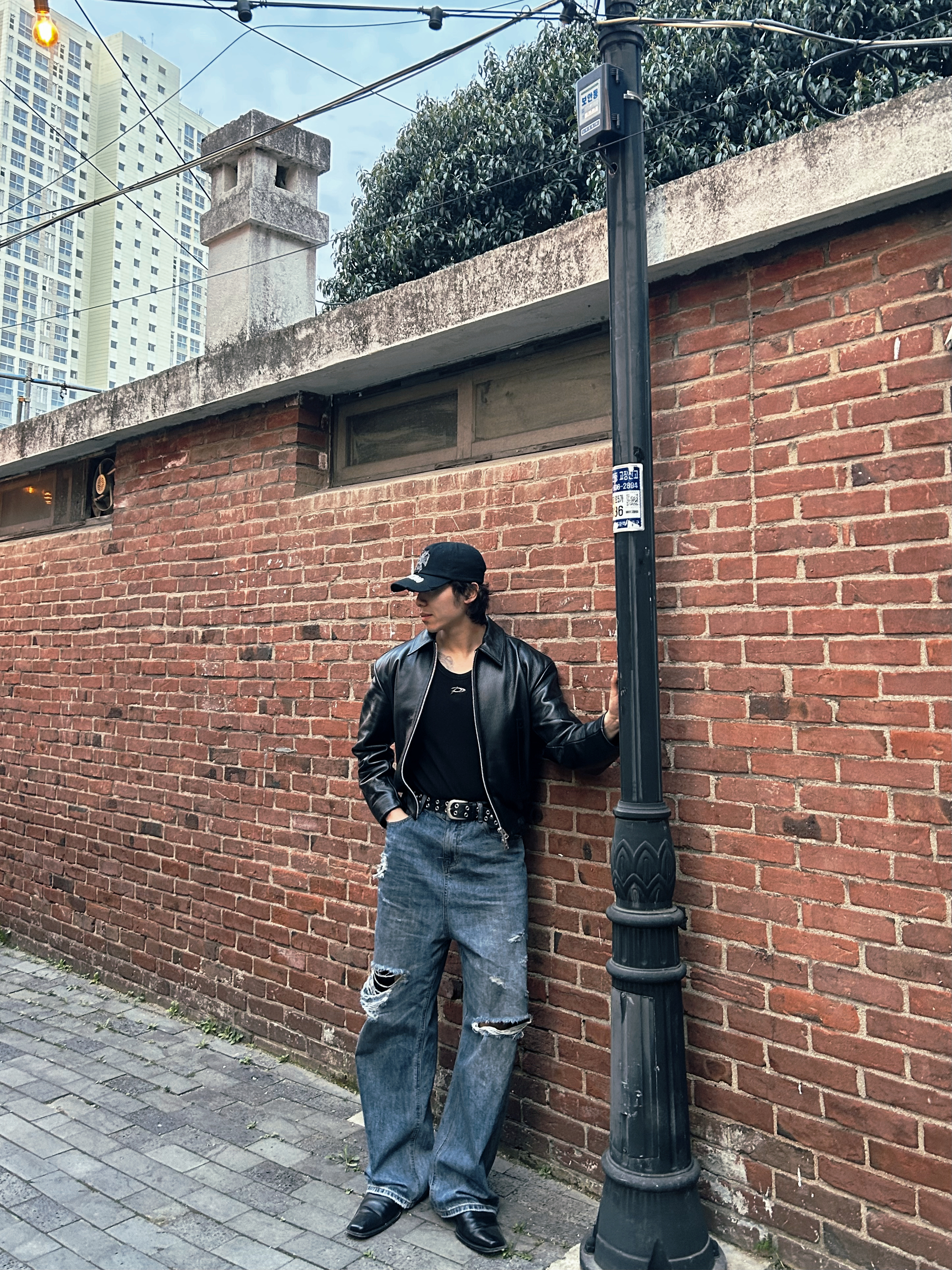 ETCE Cross Destroyed Cap Black, Awende Dirty Washing Jeans Blue 착용 스타일 - 1