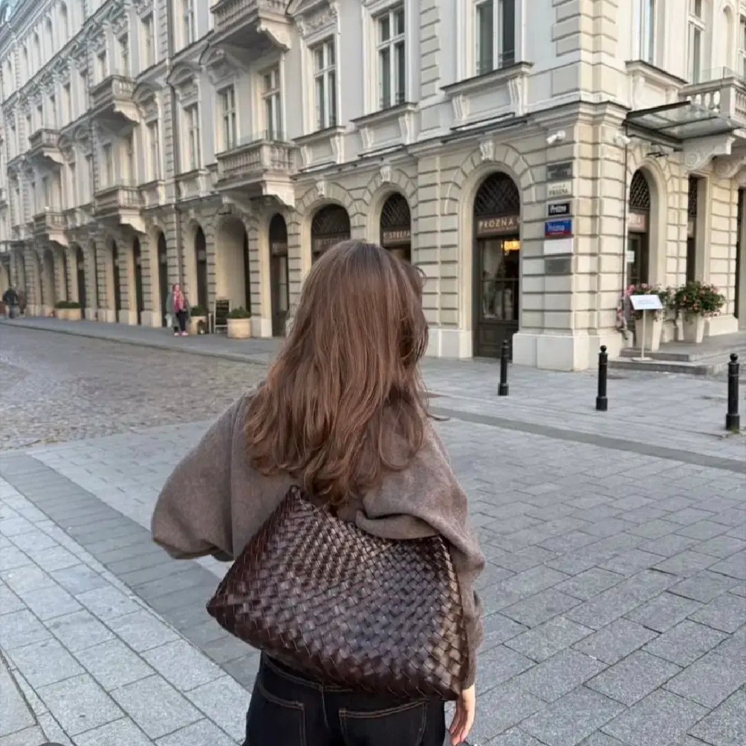 Dragon Diffusion Santa Croce Big Dark Brown, Dragon Diffusion Santa Croce Big Black 착용 스타일 - 1