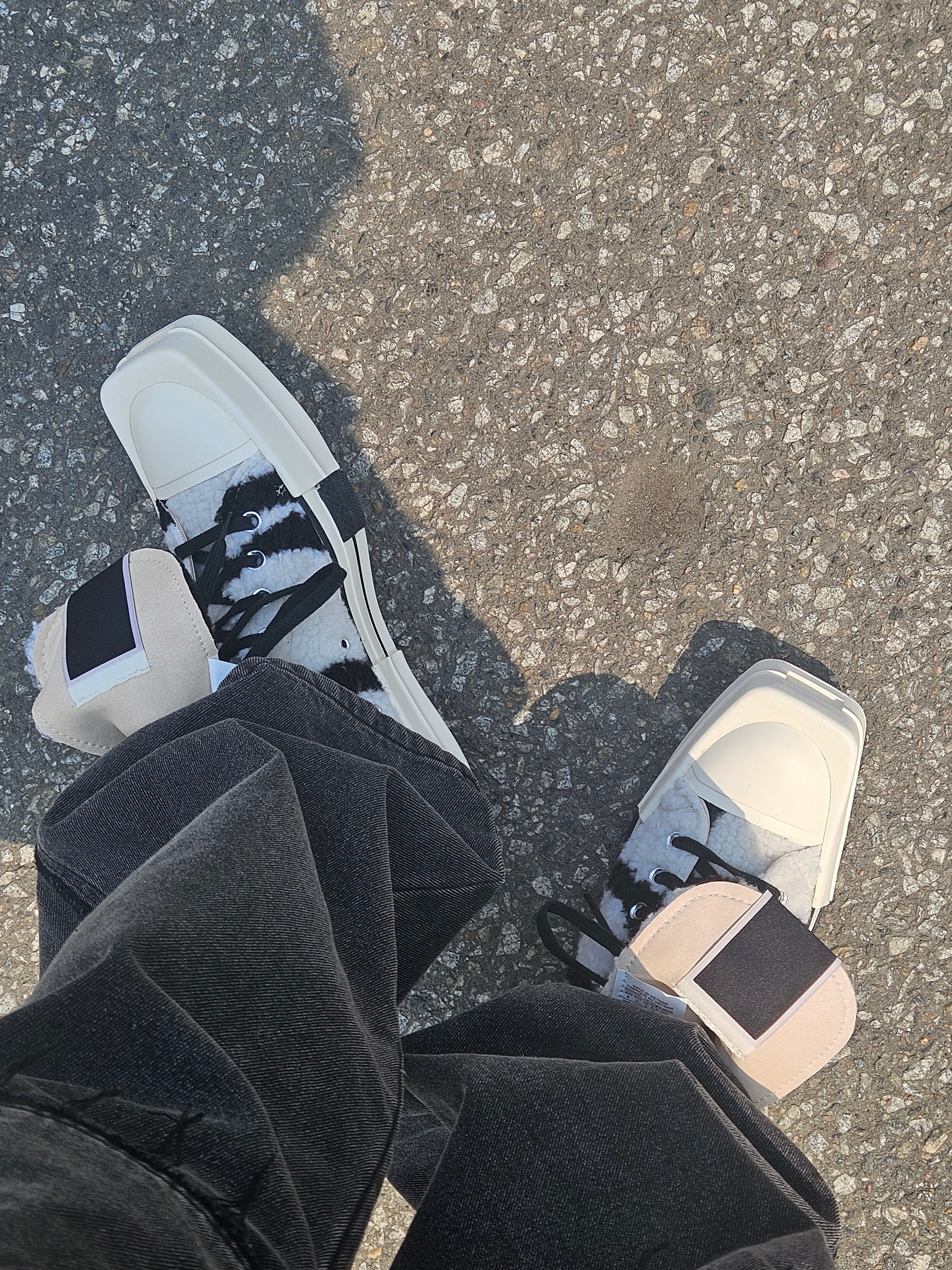 Converse x Drkshdw Turbodrk Chuck 70 Hi Lilly White 착용 스타일