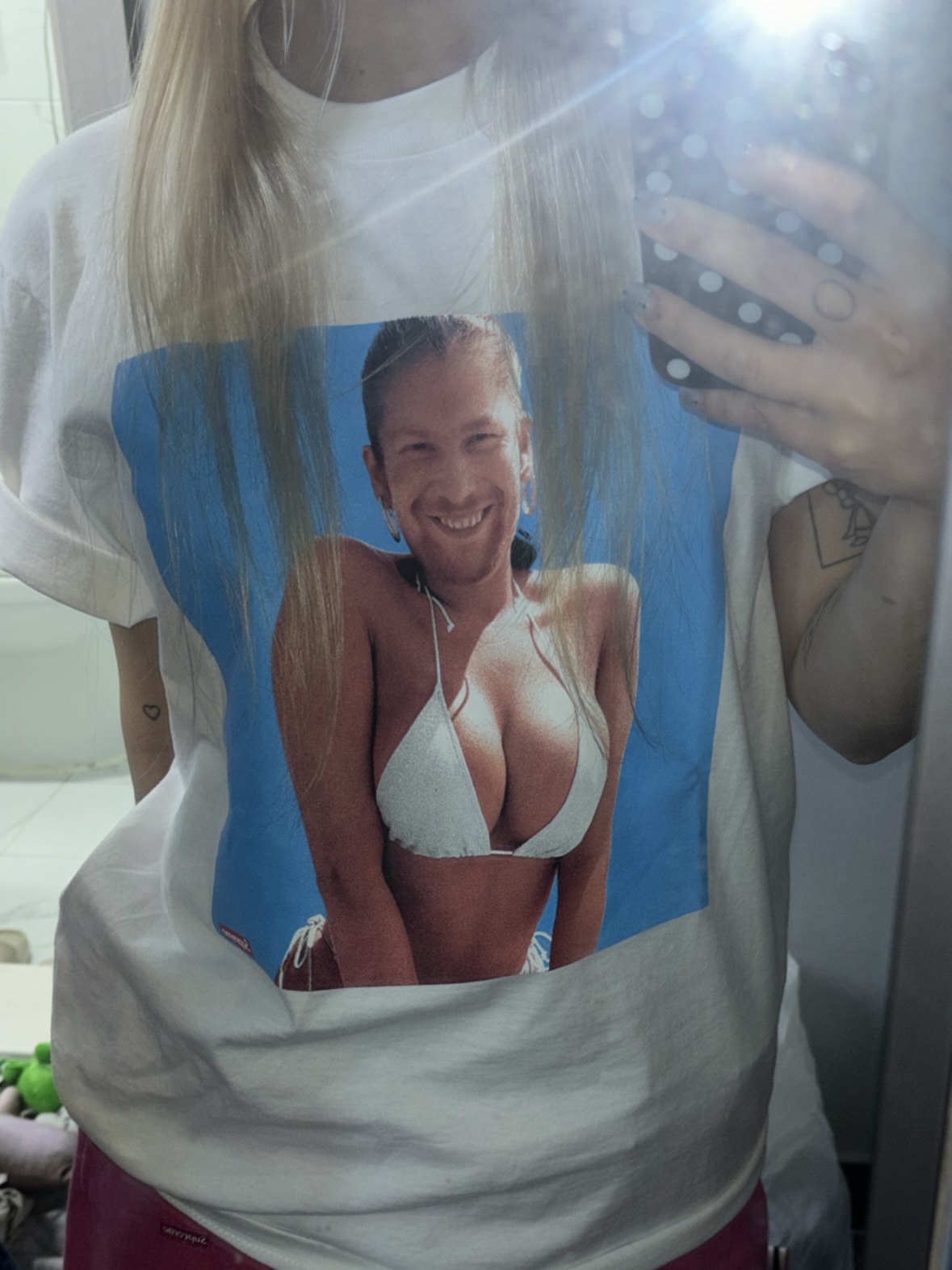 Supreme x Aphex Twin Windowlicker T-Shirt White - 25SS, Supreme Small Box Sweatpant Magenta - 25SS 착용 스타일 - 1