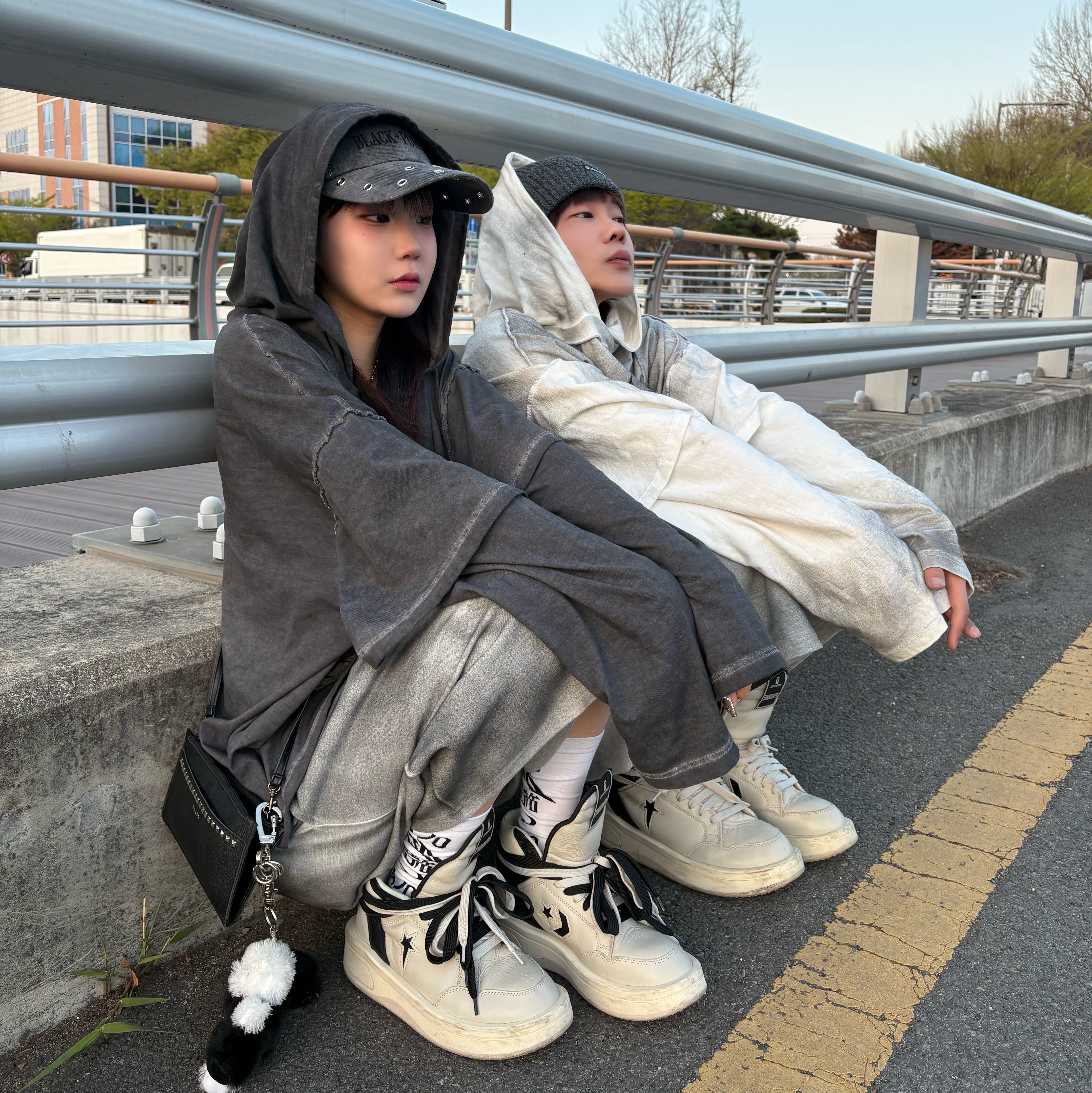Converse x Drkshdw Turbowpn Pelican 착용 스타일 - 2