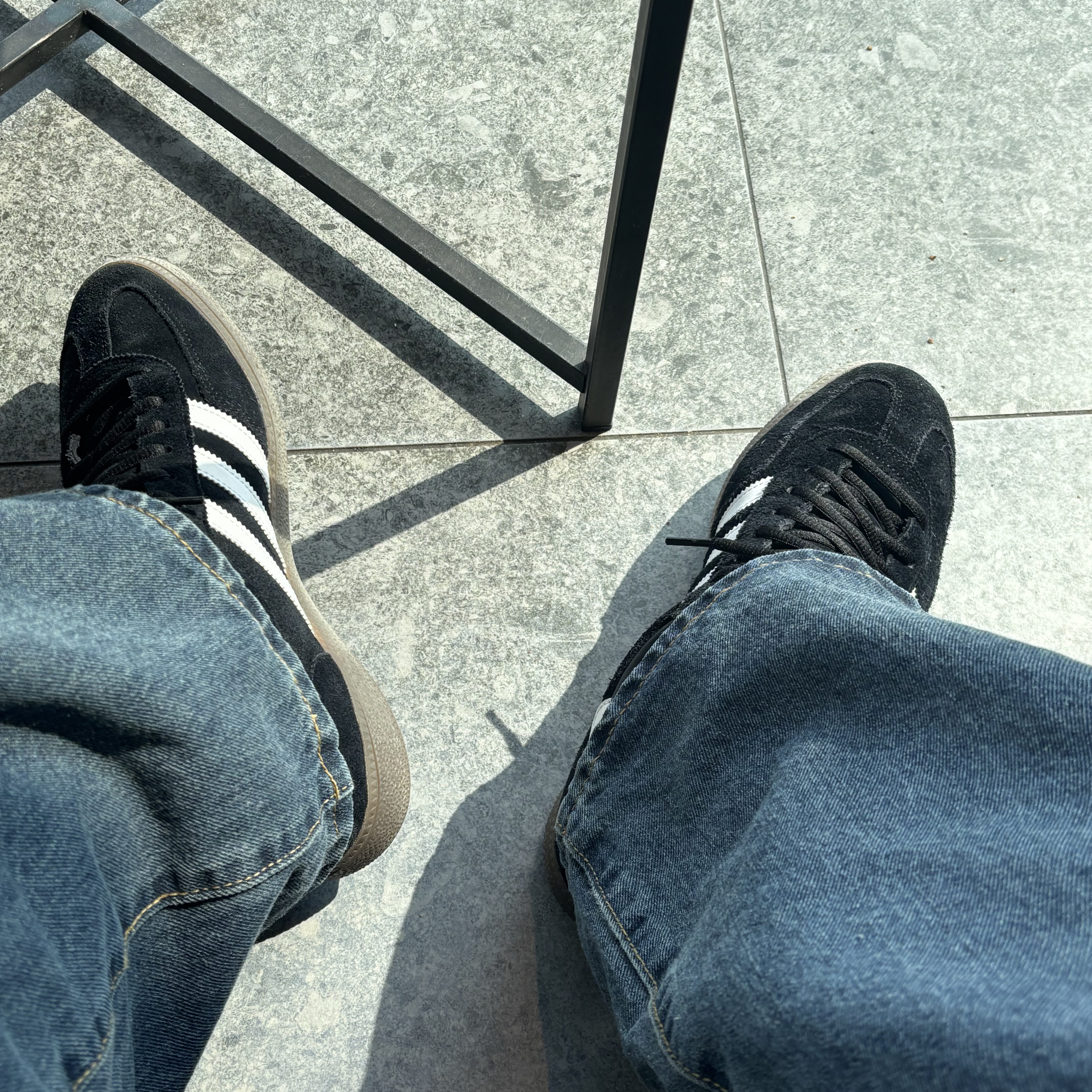 Adidas Spezial Handball Core Black 착용 스타일