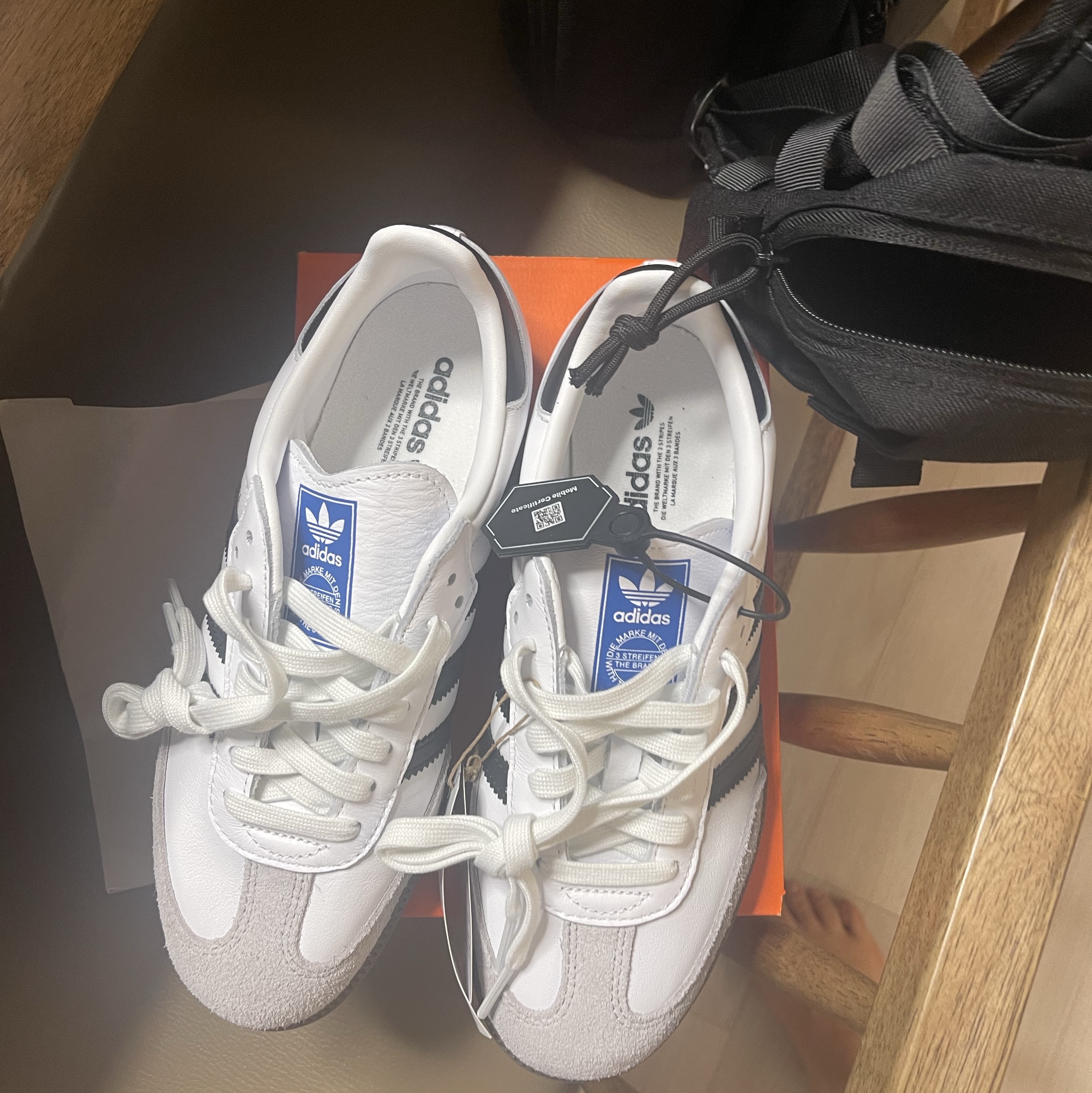 Adidas Samba OG Cloud White 착용 스타일