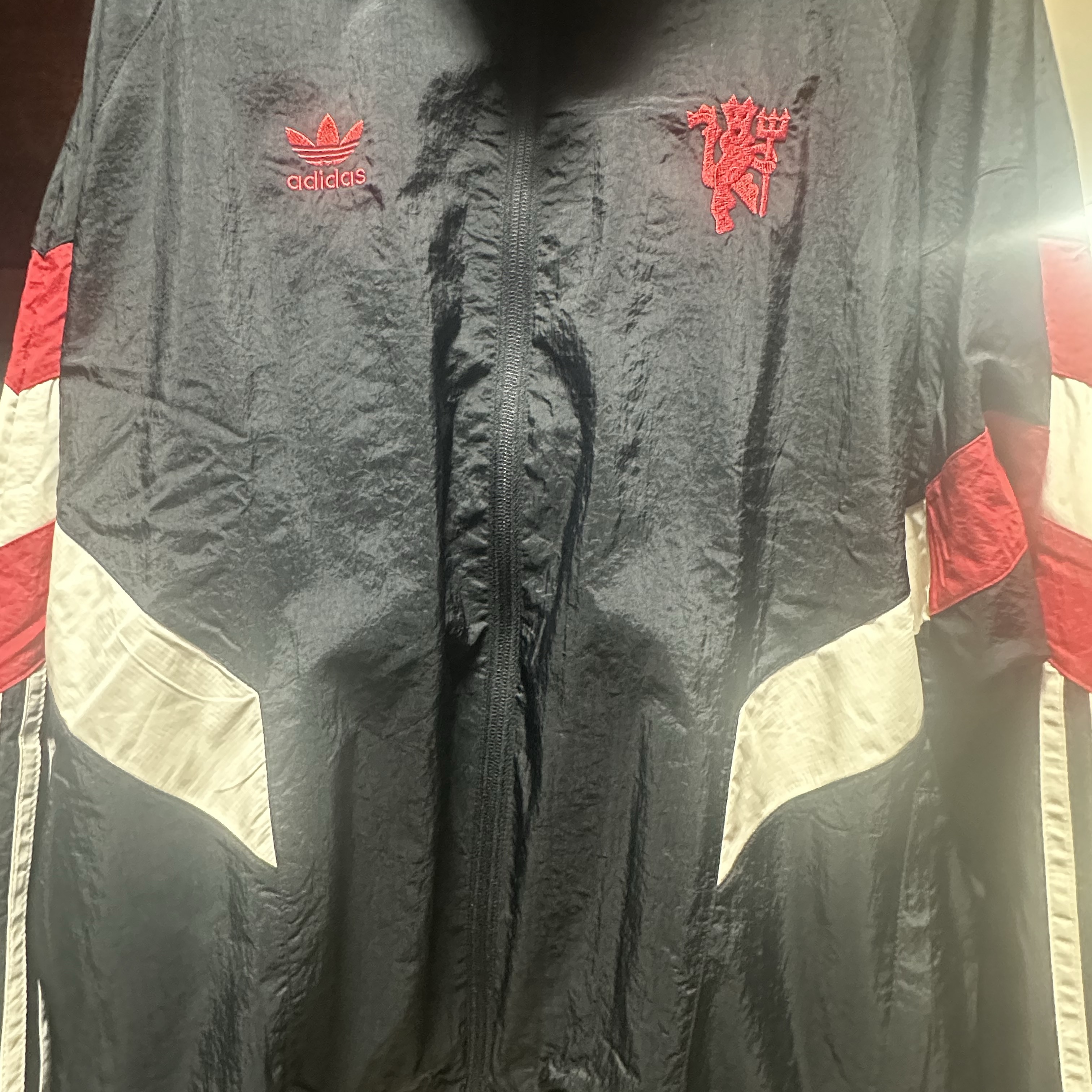 Adidas Manchester United Originals Track Top Black Red - KR Sizing 착용 스타일 - 2