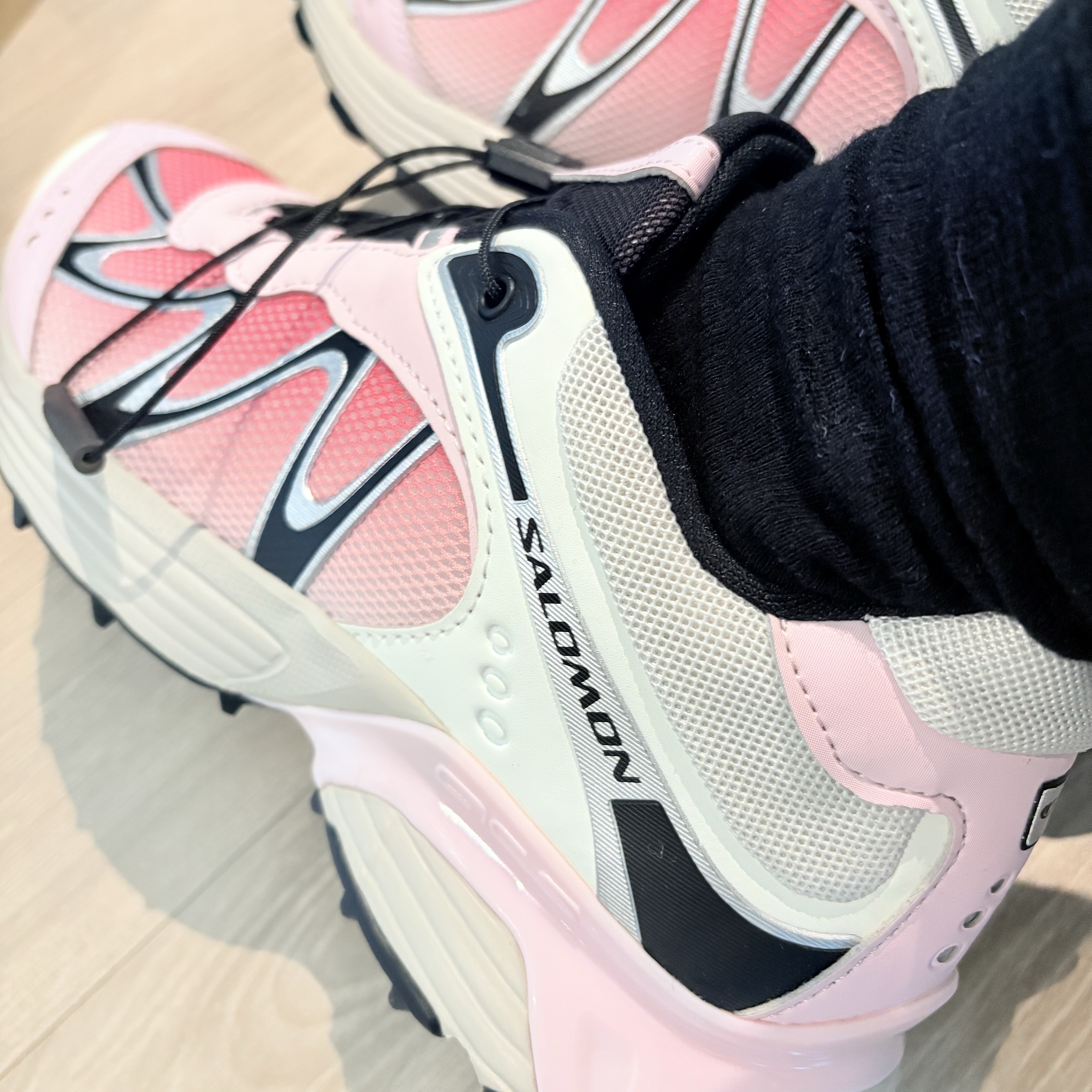 Salomon XT-Whisper Fairy Tale Black 착용 스타일 - 3
