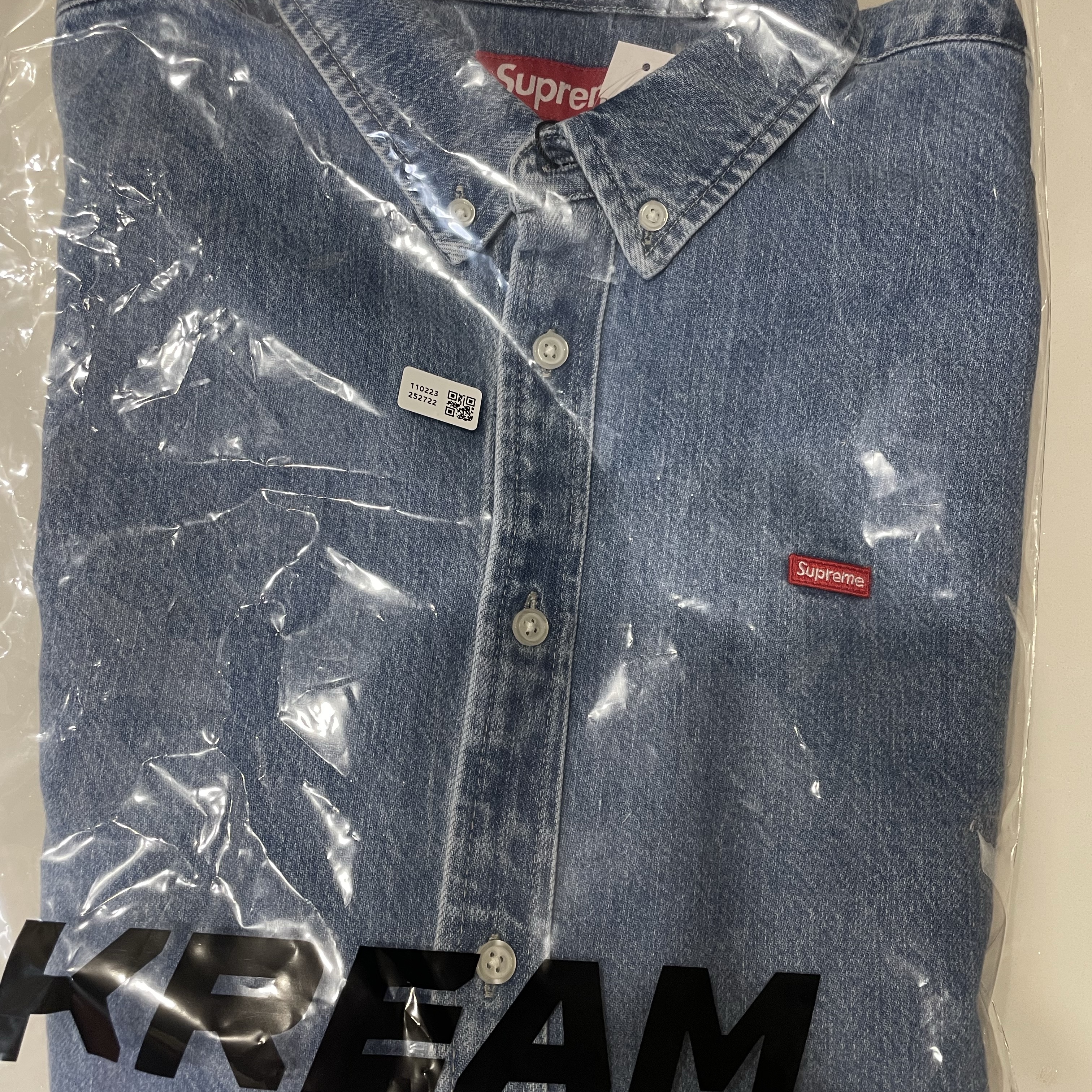 Supreme Small Box Denim Shirt Washed Indigo - 25SS 착용 스타일 - 1