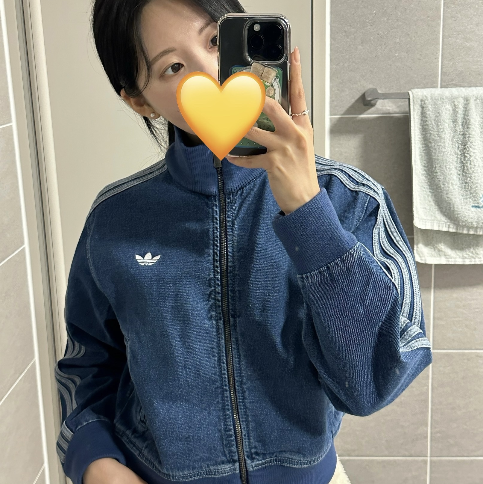 (W) Adidas Adicolor Denim Track Top True Indigo Denim - KR Sizing 착용 스타일