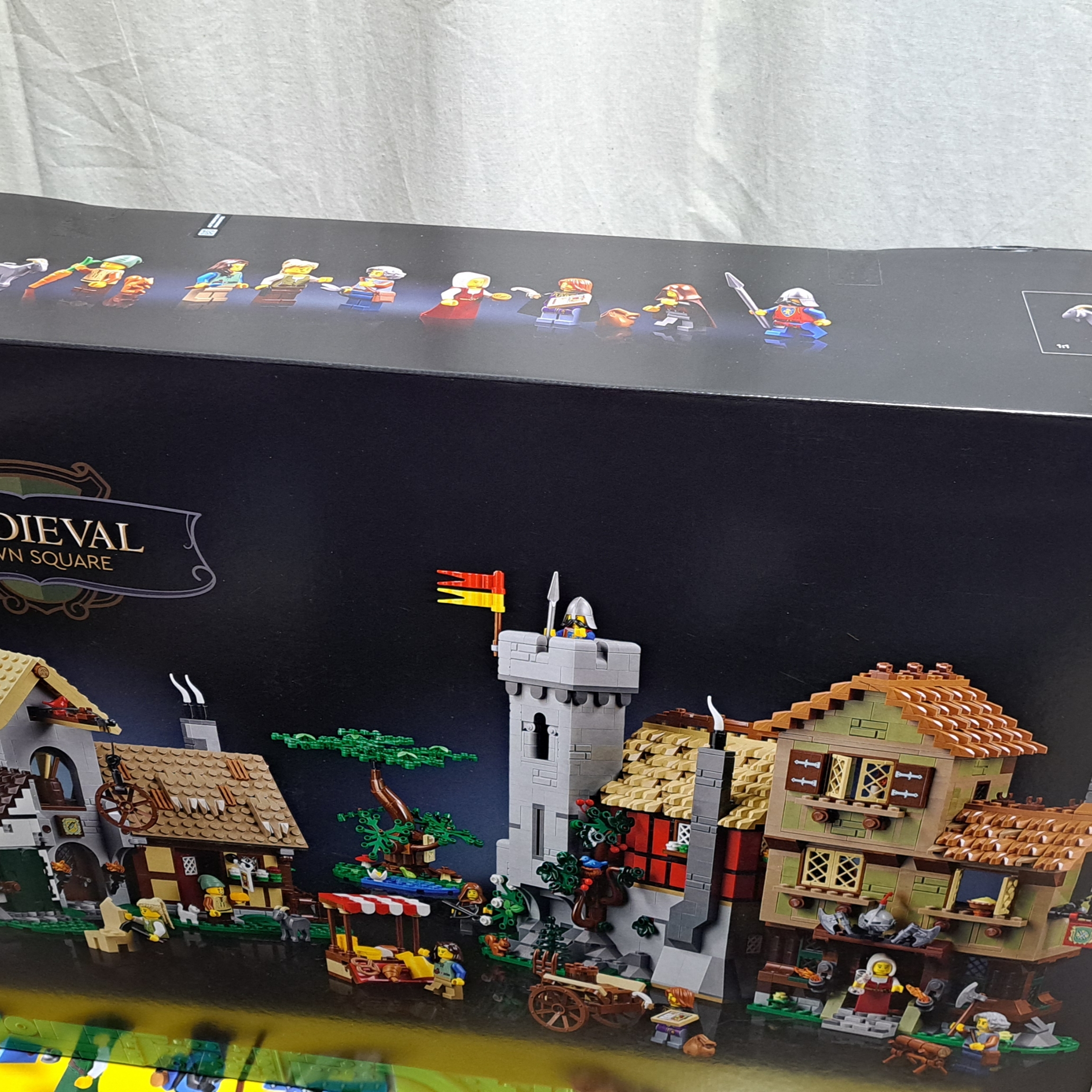 Lego Medieval Town Square 착용 스타일